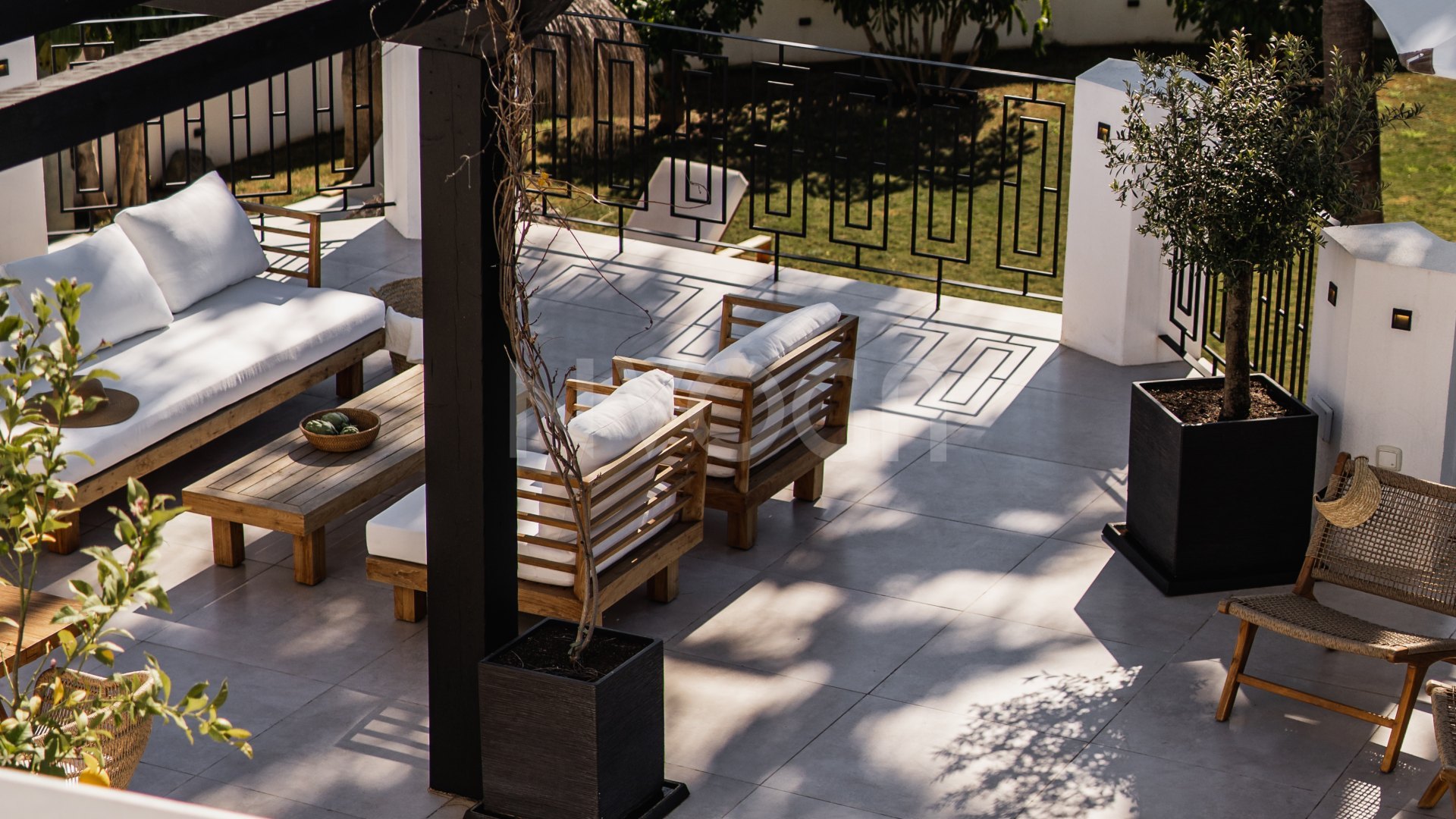 Gorgeous villa recently renovated in the heart of Nueva Andalucía, Marbella