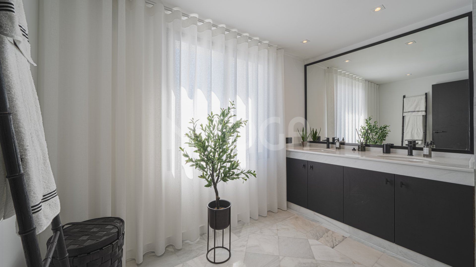 Gorgeous villa recently renovated in the heart of Nueva Andalucía, Marbella