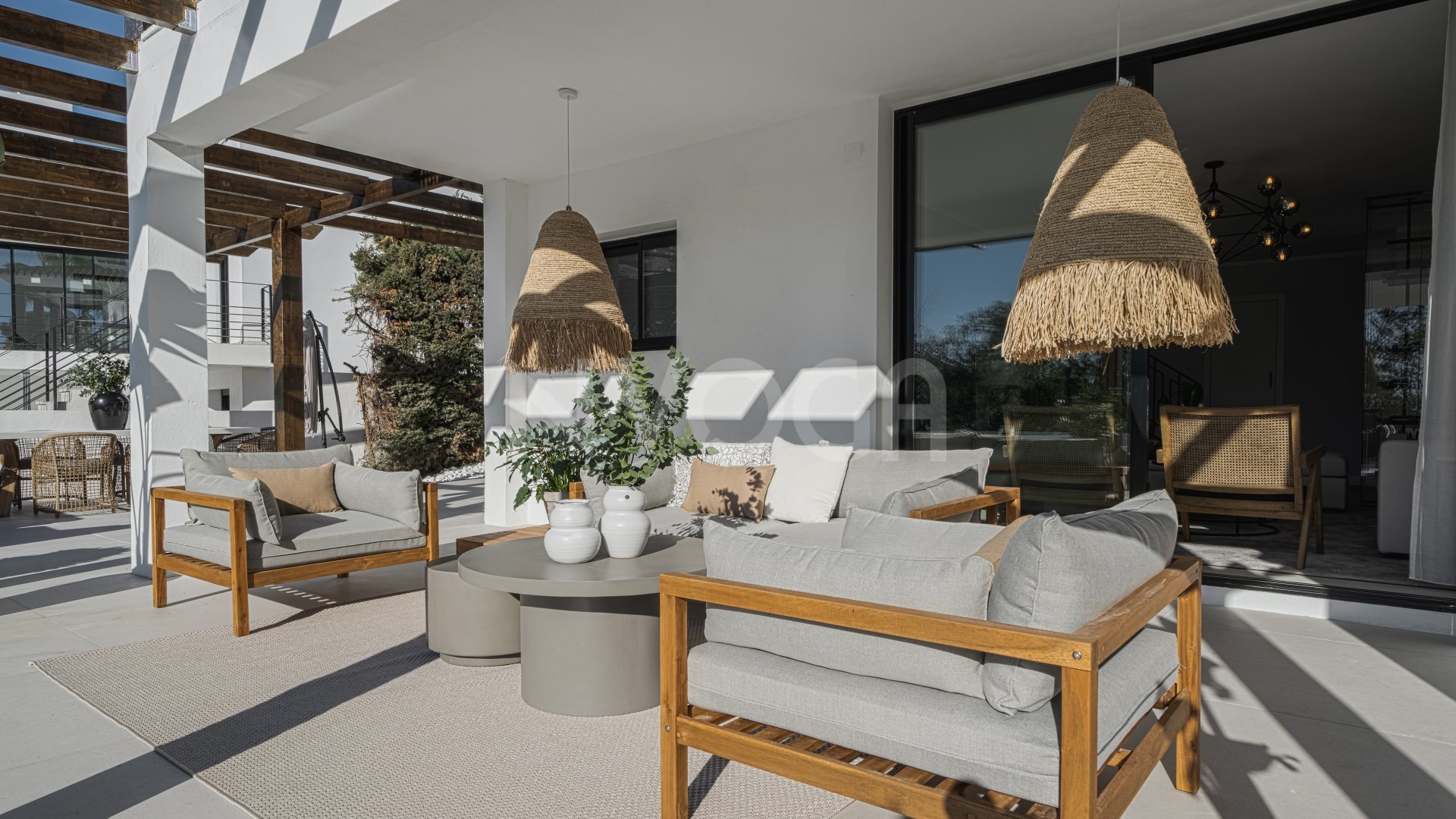 Luxury villa with sea views in Nueva Andalucía