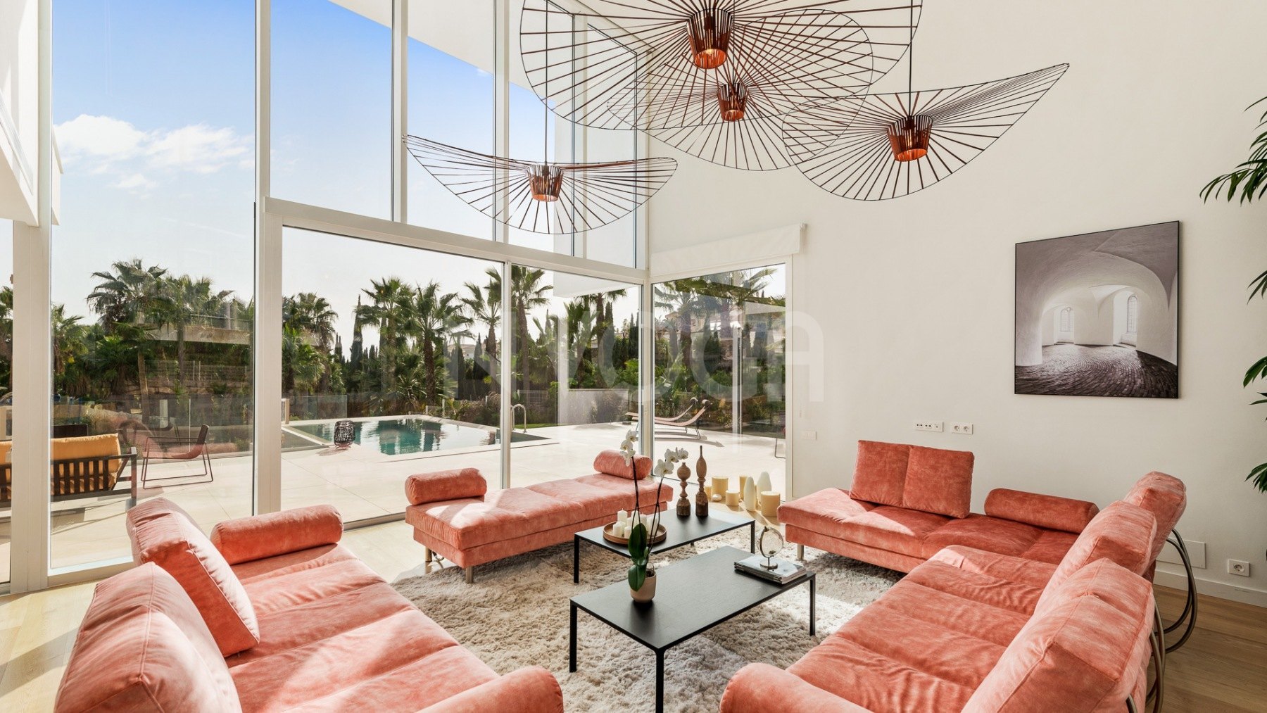 Lujosa villa de 4 habitaciones con vistas a mar en El Higuerón, Fuengirola
