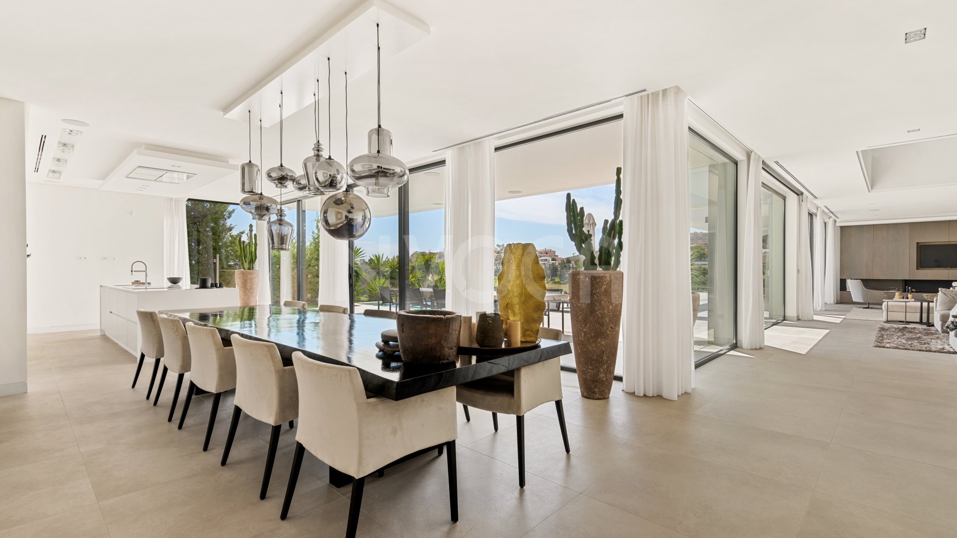 Lujosa villa de estilo contemporáneo en La Alquería, Benahavís