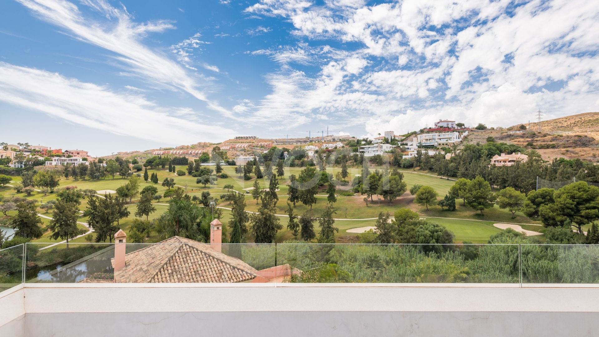 Lujosa villa de estilo contemporáneo en La Alquería, Benahavís