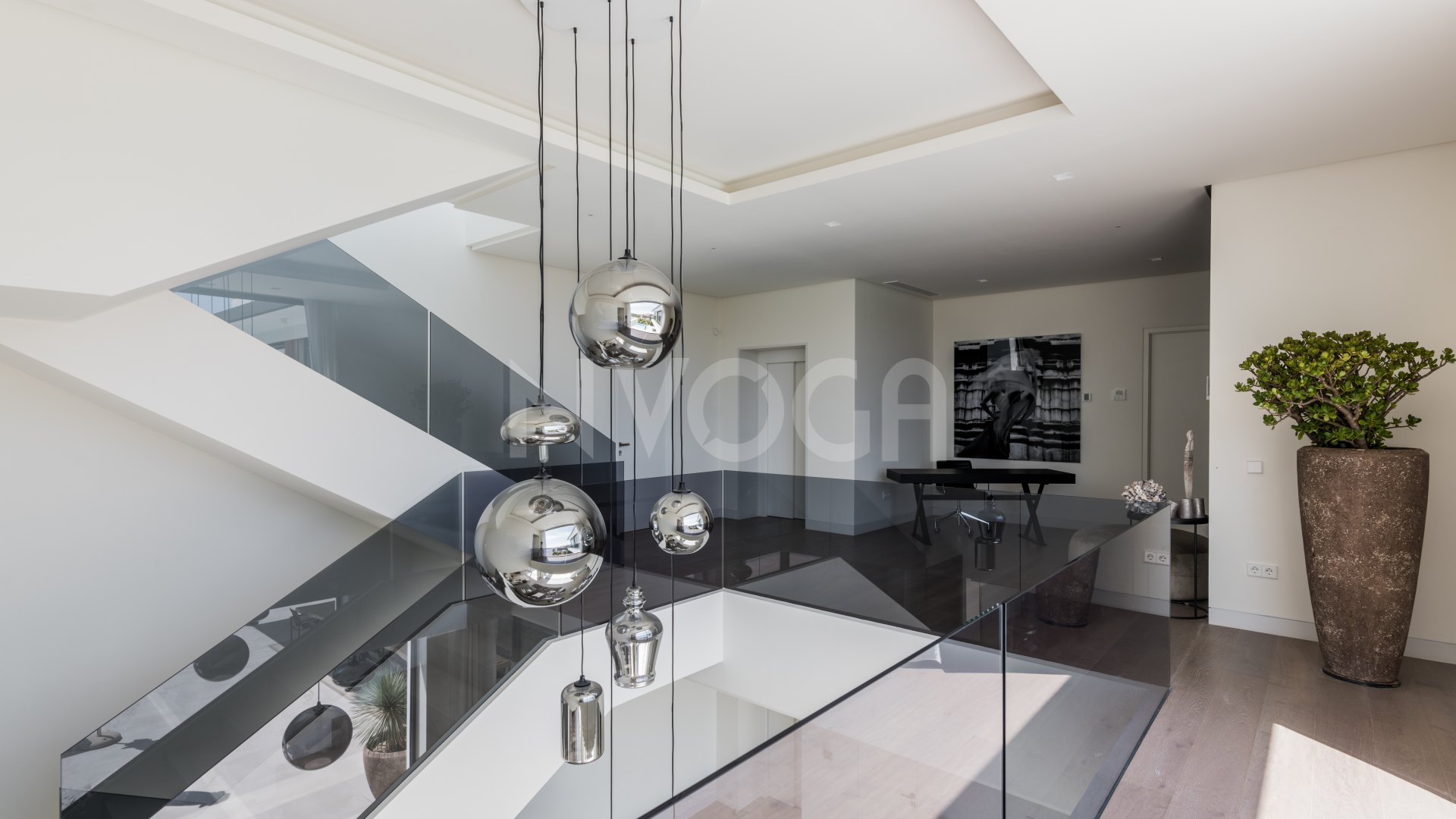 Lujosa villa de estilo contemporáneo en La Alquería, Benahavís