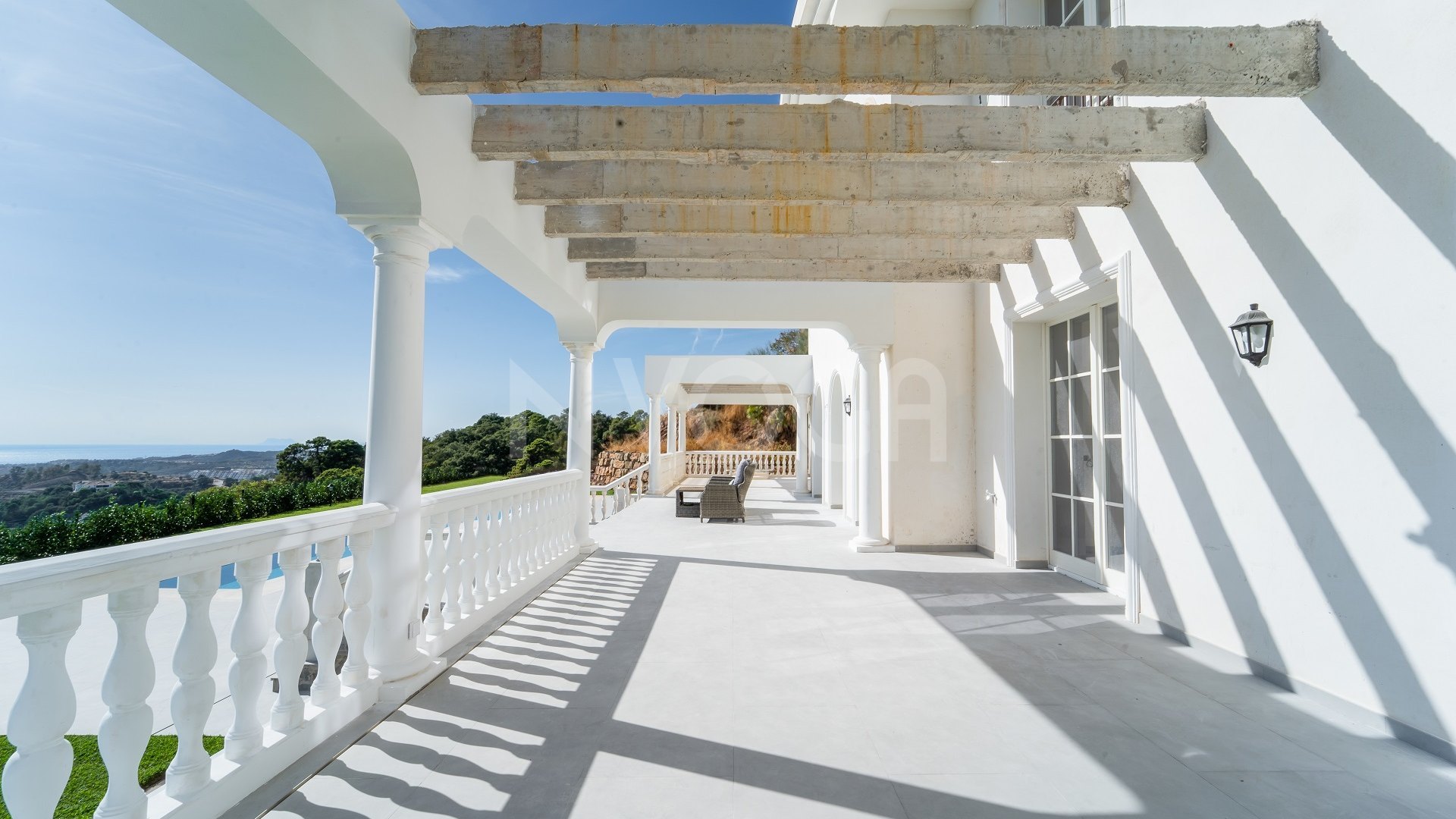 Villa única con vistas al mar en Marbella Club Golf Resort, en Benahavís