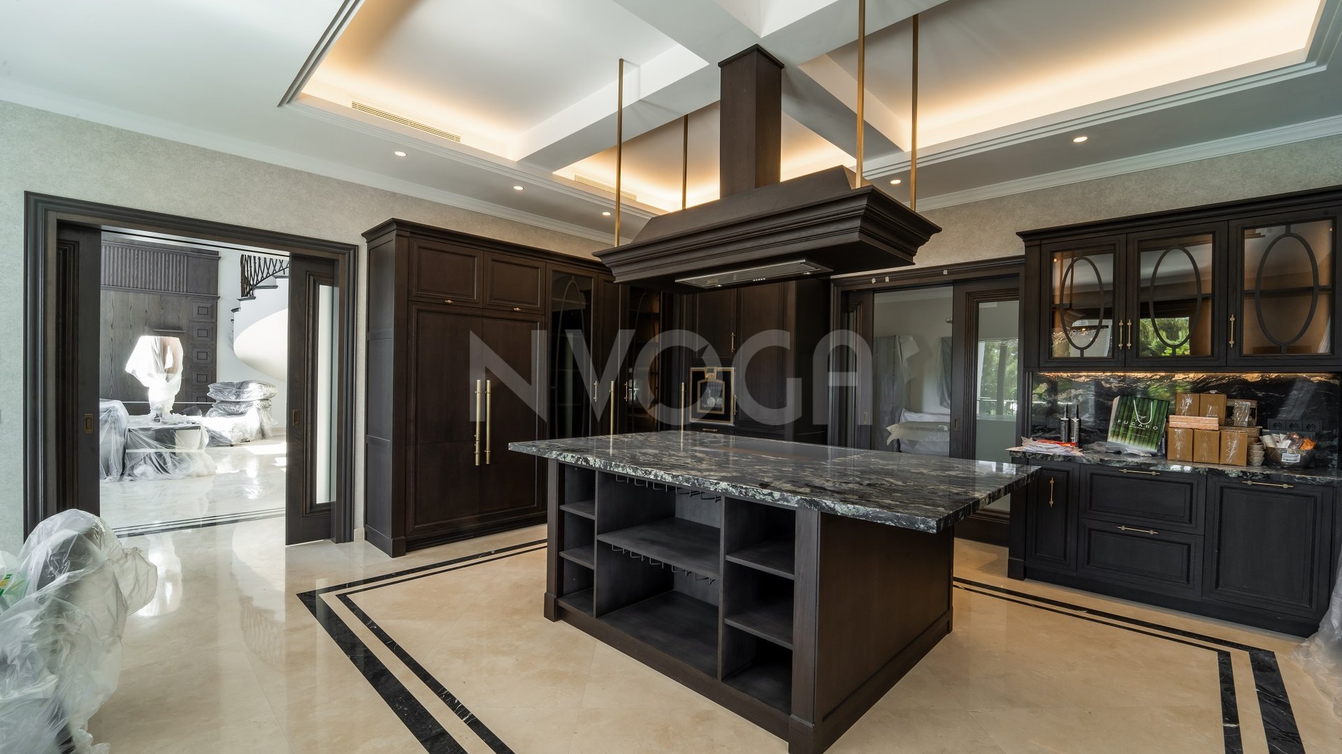 Villa de lujo de 6 dormitorios en la Milla de Oro de Marbella