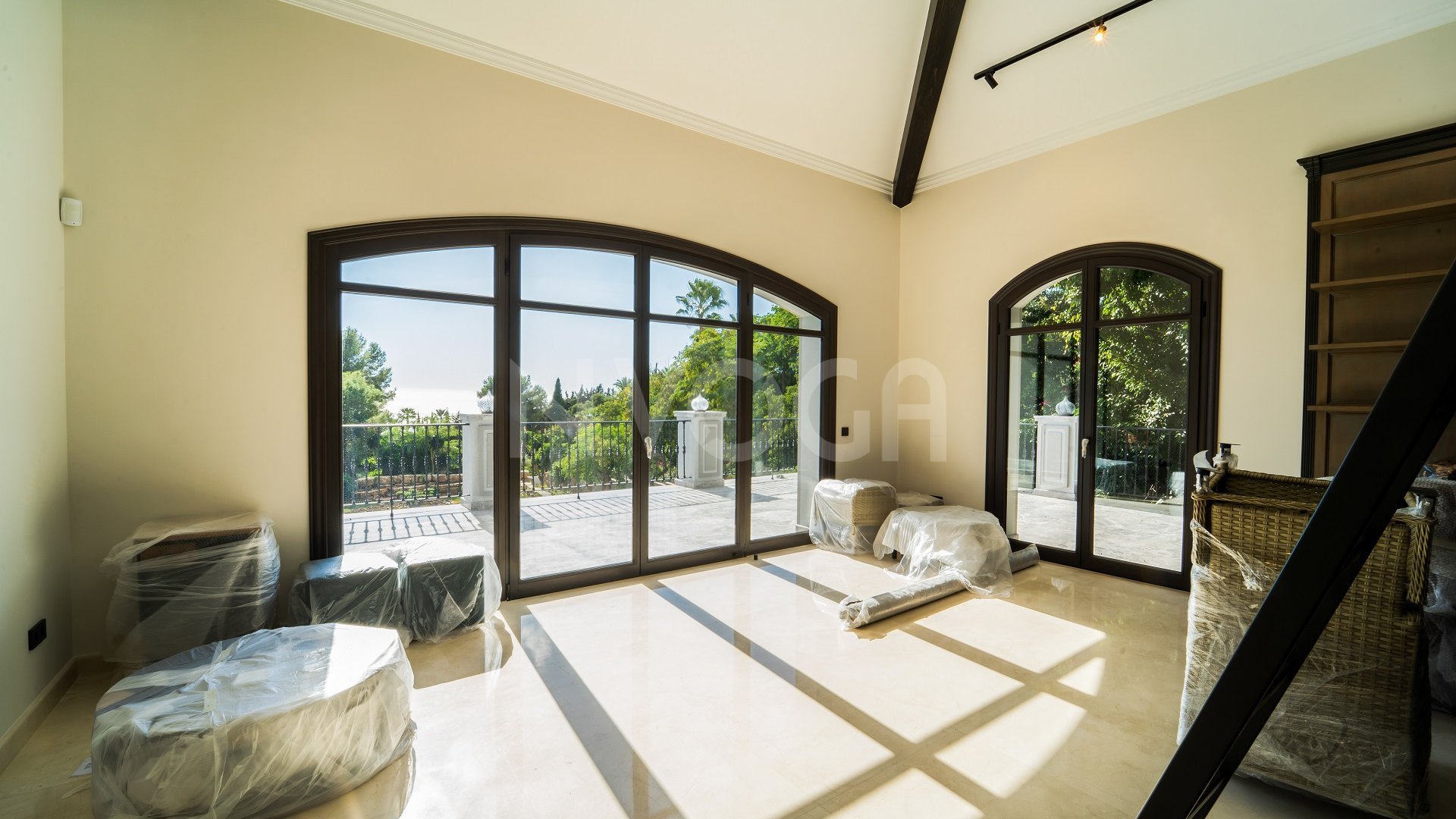 Villa de lujo de 6 dormitorios en la Milla de Oro de Marbella