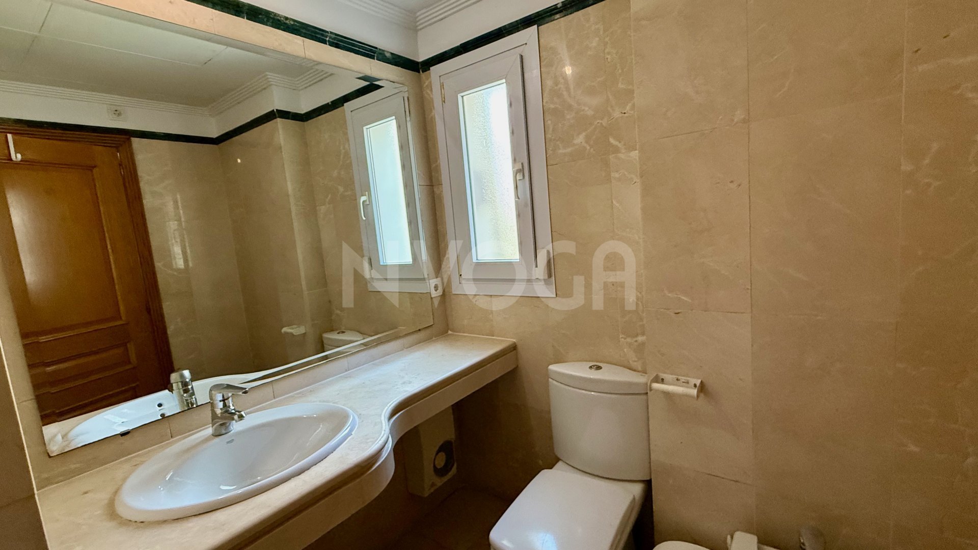 Spectacular Townhouse in Santa Clara Golf - Marbella East, Ready to move in!