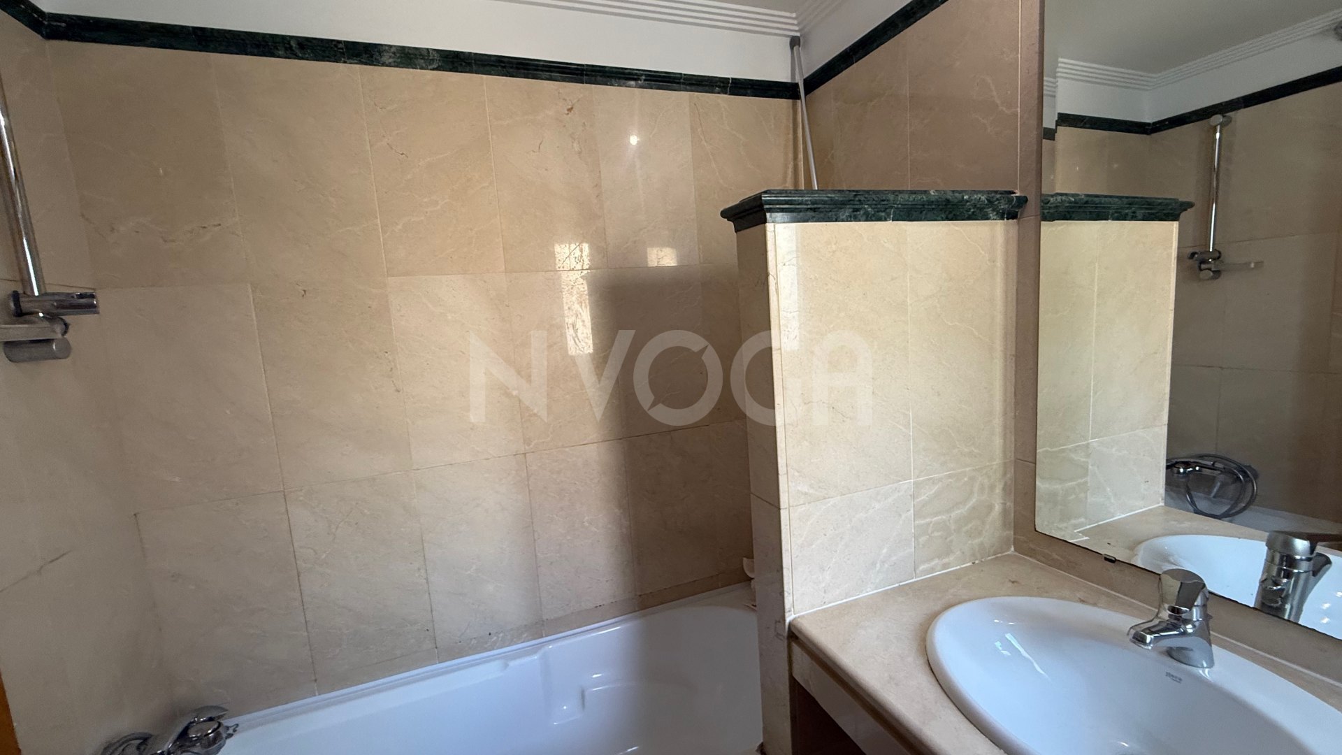 Spectacular Townhouse in Santa Clara Golf - Marbella East, Ready to move in!