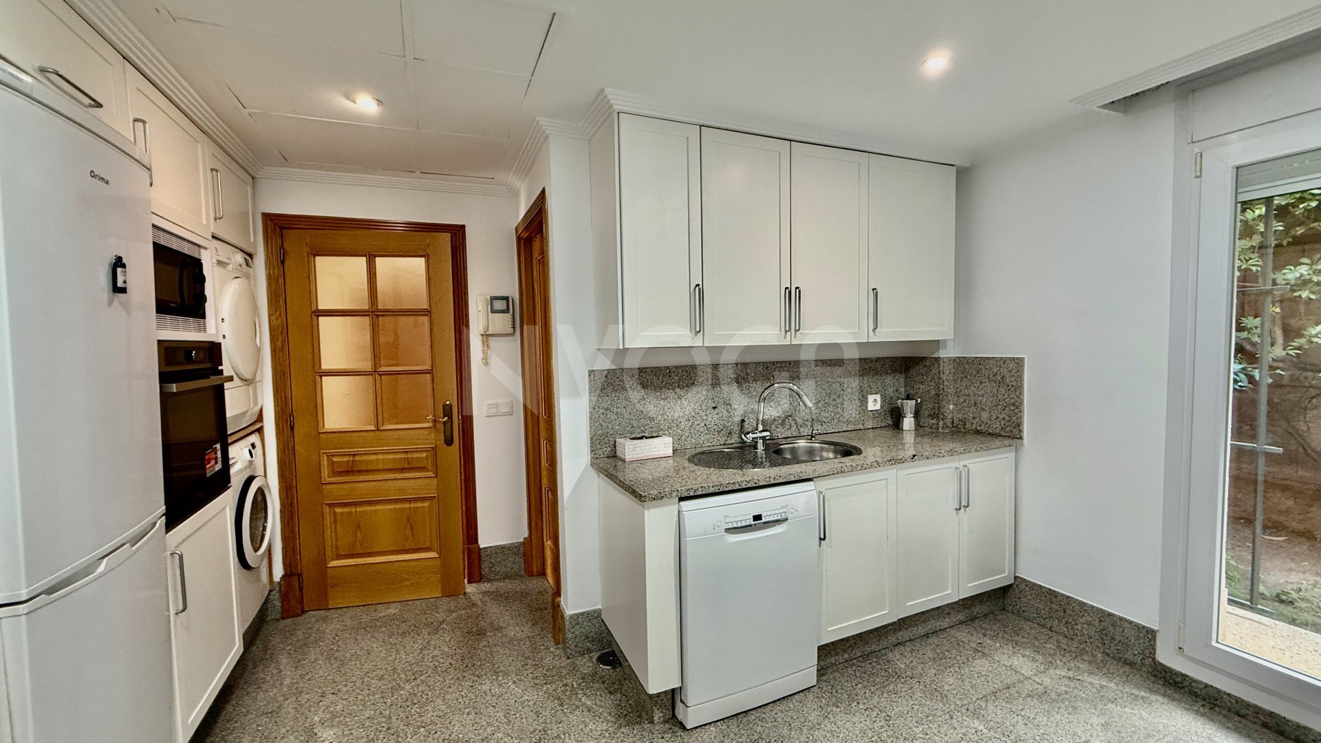 Spectacular Townhouse in Santa Clara Golf - Marbella East, Ready to move in!