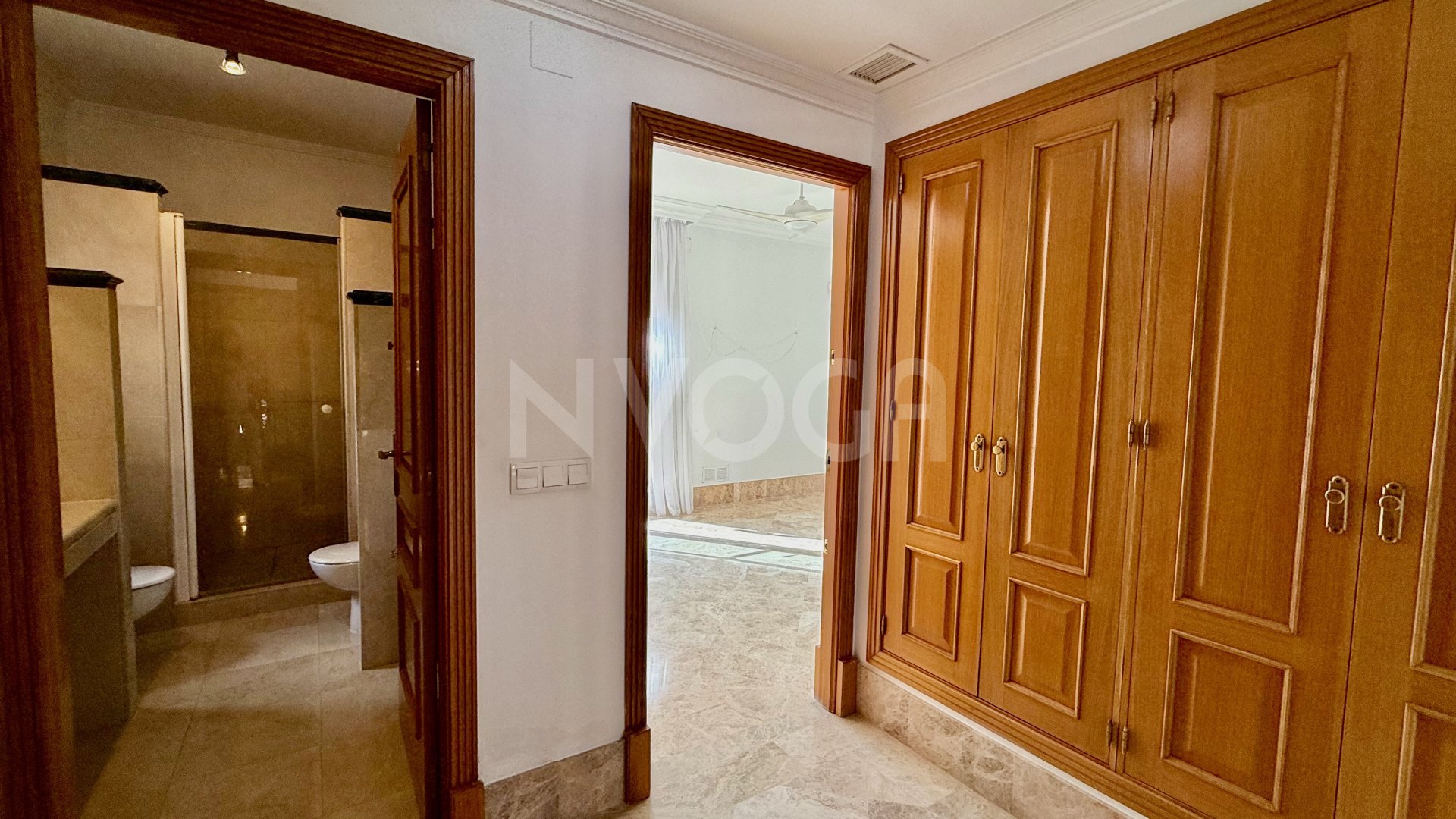 Spectacular Townhouse in Santa Clara Golf - Marbella East, Ready to move in!