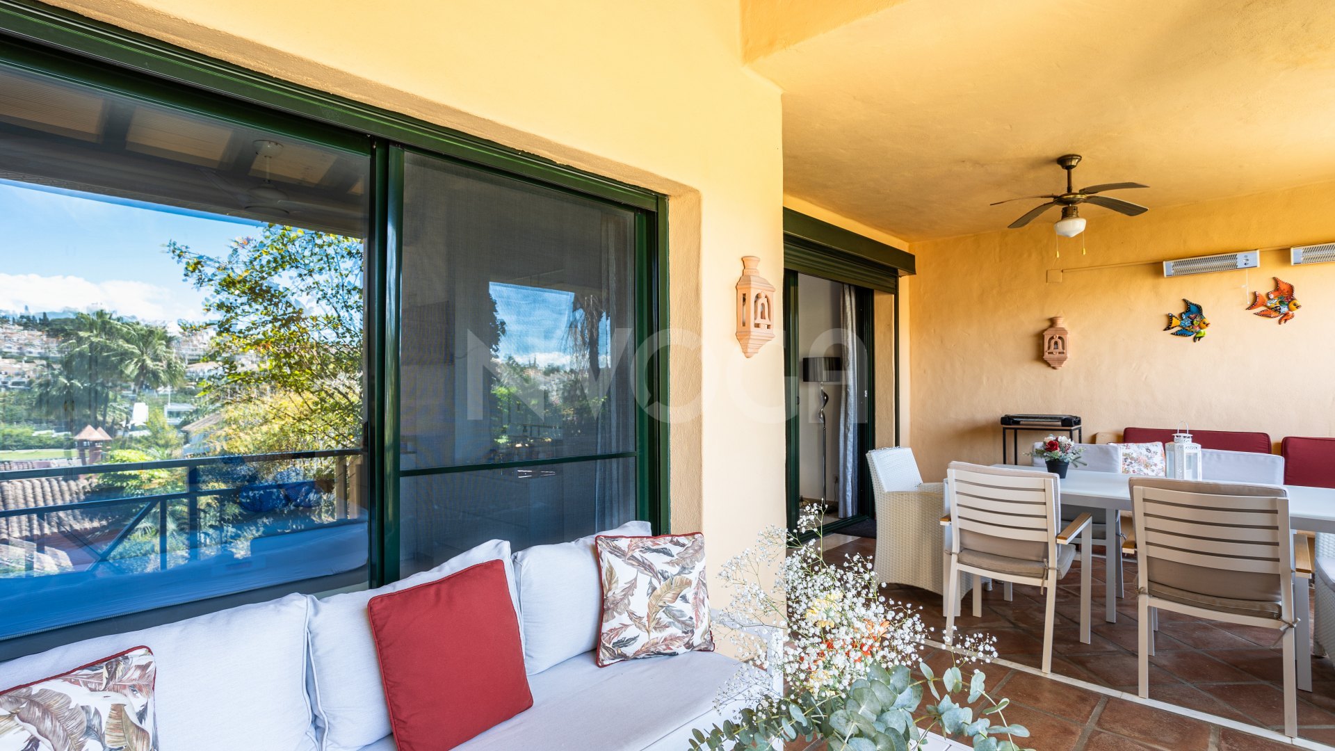 Exclusivo apartamento de larga temporada en El Campanario, Estepona – Lujo, comodidad y seguridad