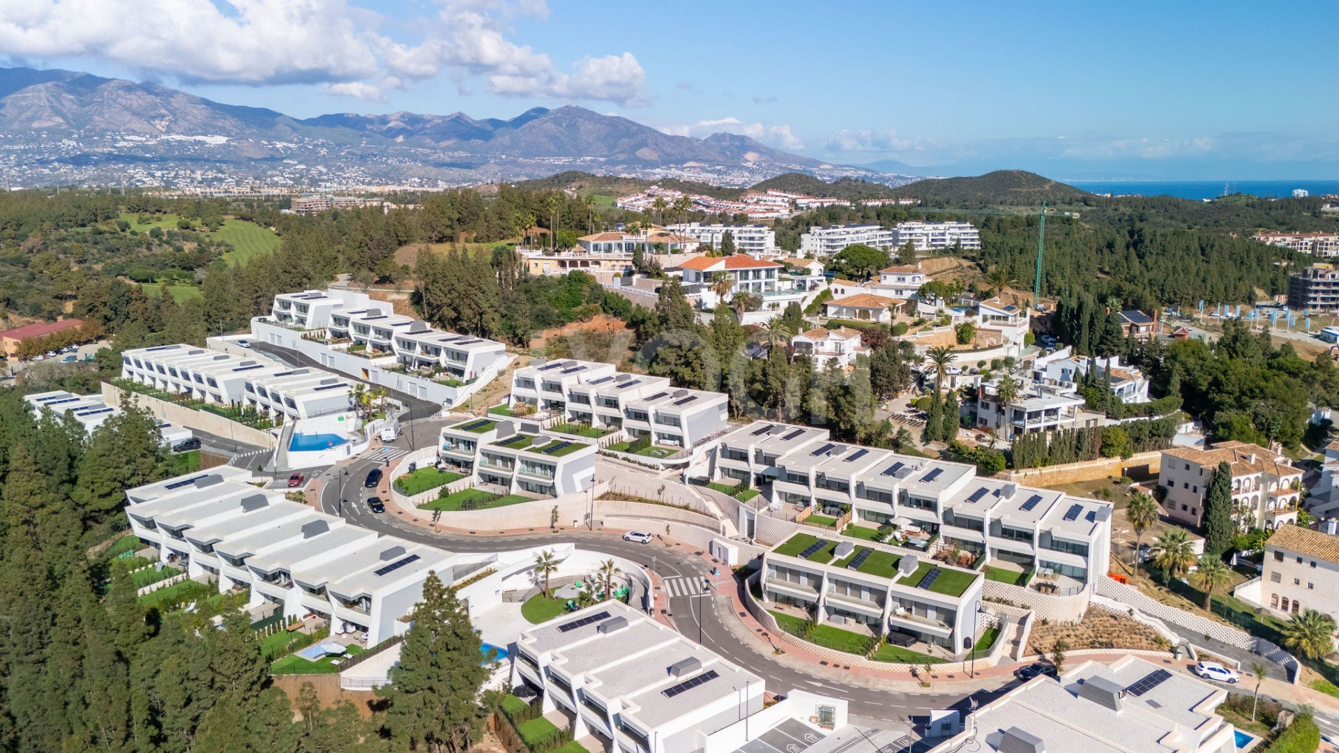 Casa adosada con vistas panorámicas al mar en El Chaparral -Mijas Costas