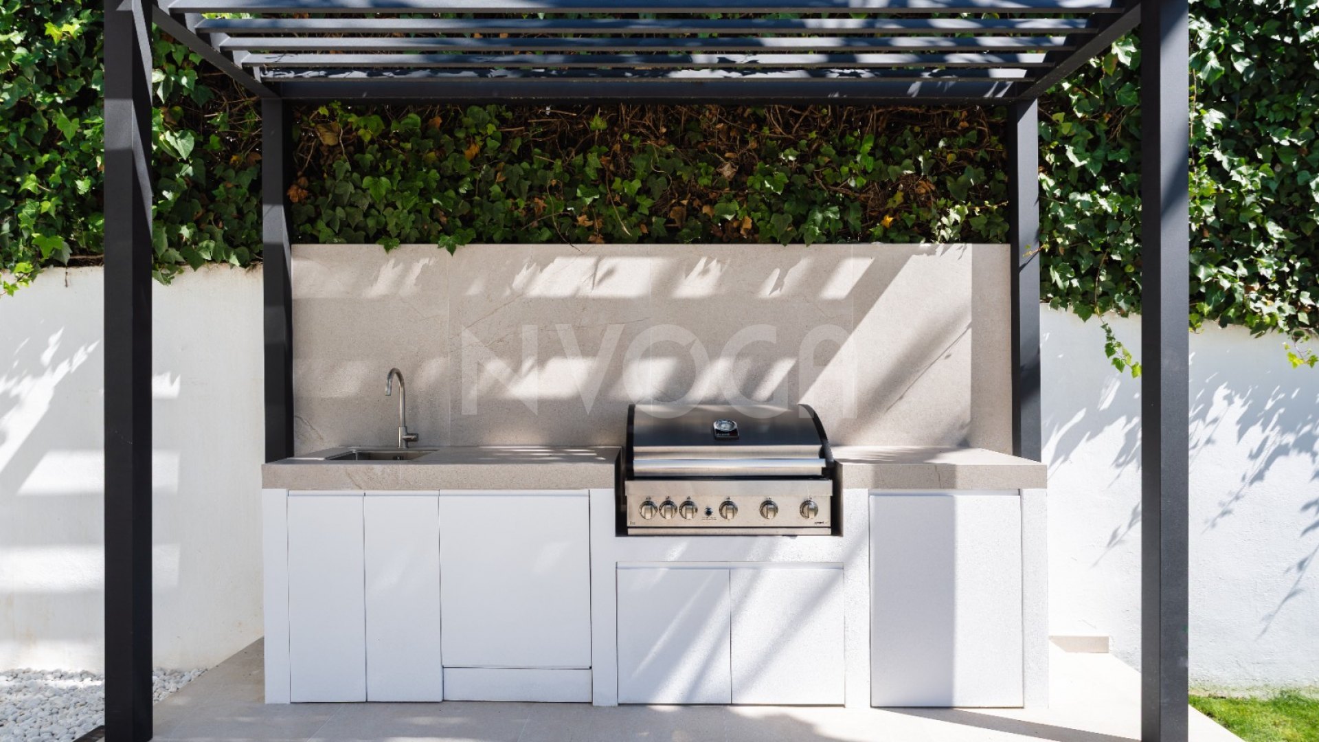 Newly renovated villa located in Atalaya de Rio Verde Nueva Andalucia.