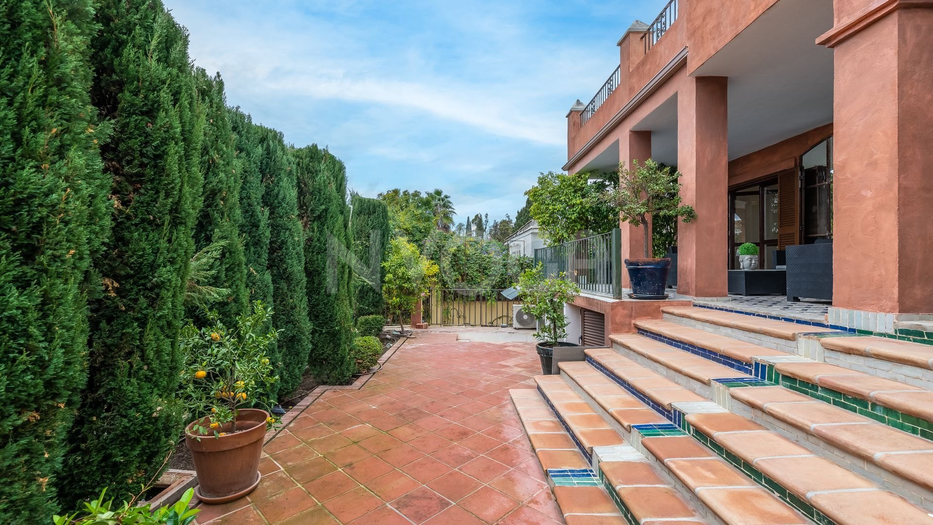 Magnífico adosado de 4 habitaciones en Marbelah Pueblo, Marbella