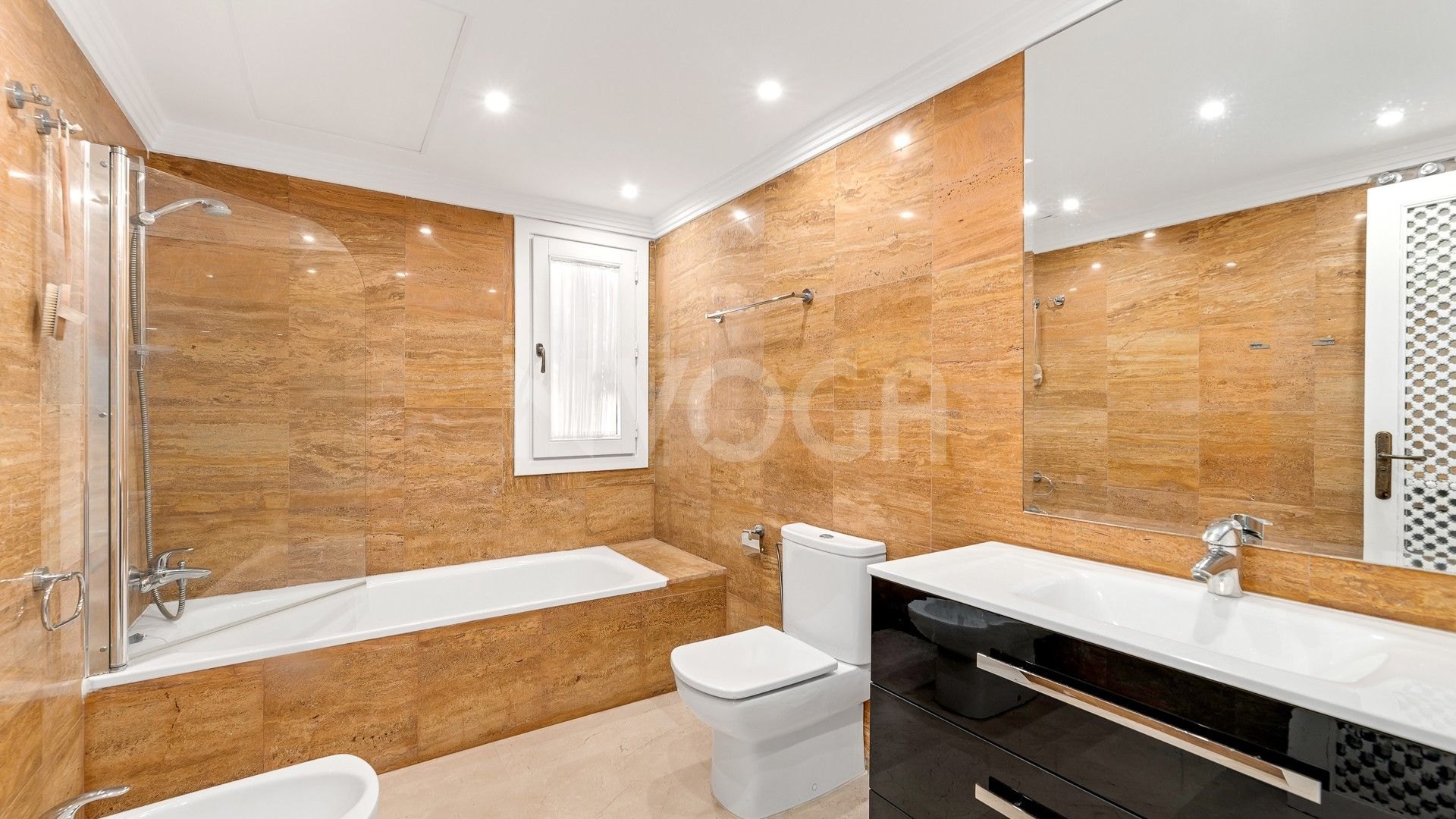 Magnífico adosado de 4 habitaciones en Marbelah Pueblo, Marbella