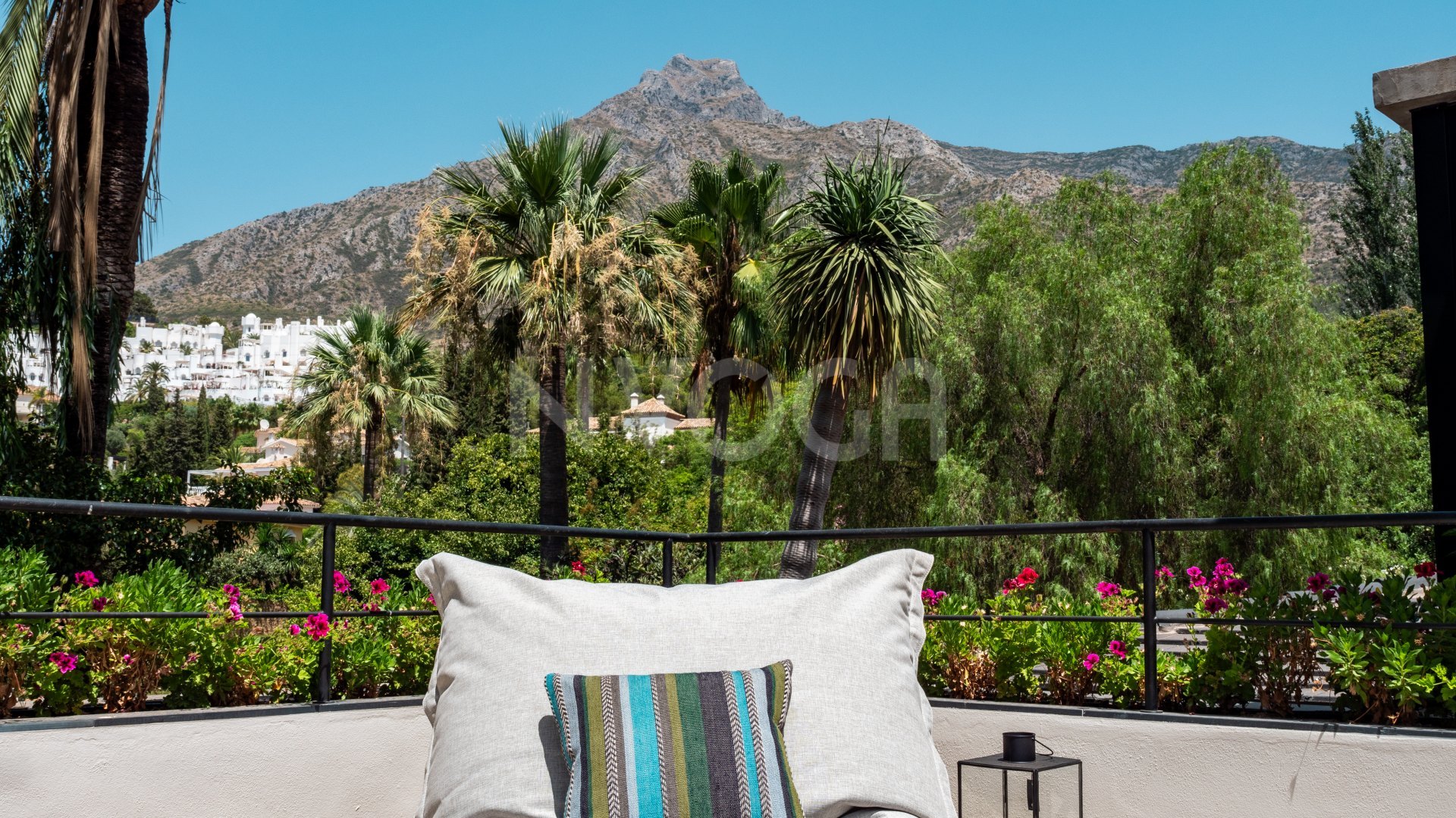 Villa Lovina. Exclusivity and connection with nature at Marbella Hill Club, Golden Mile