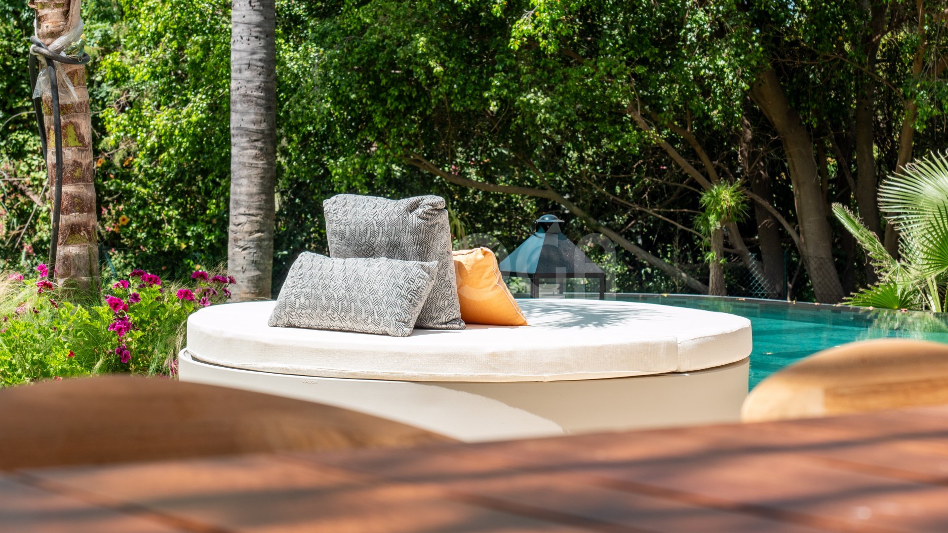 Villa Lovina. Exclusivity and connection with nature at Marbella Hill Club, Golden Mile