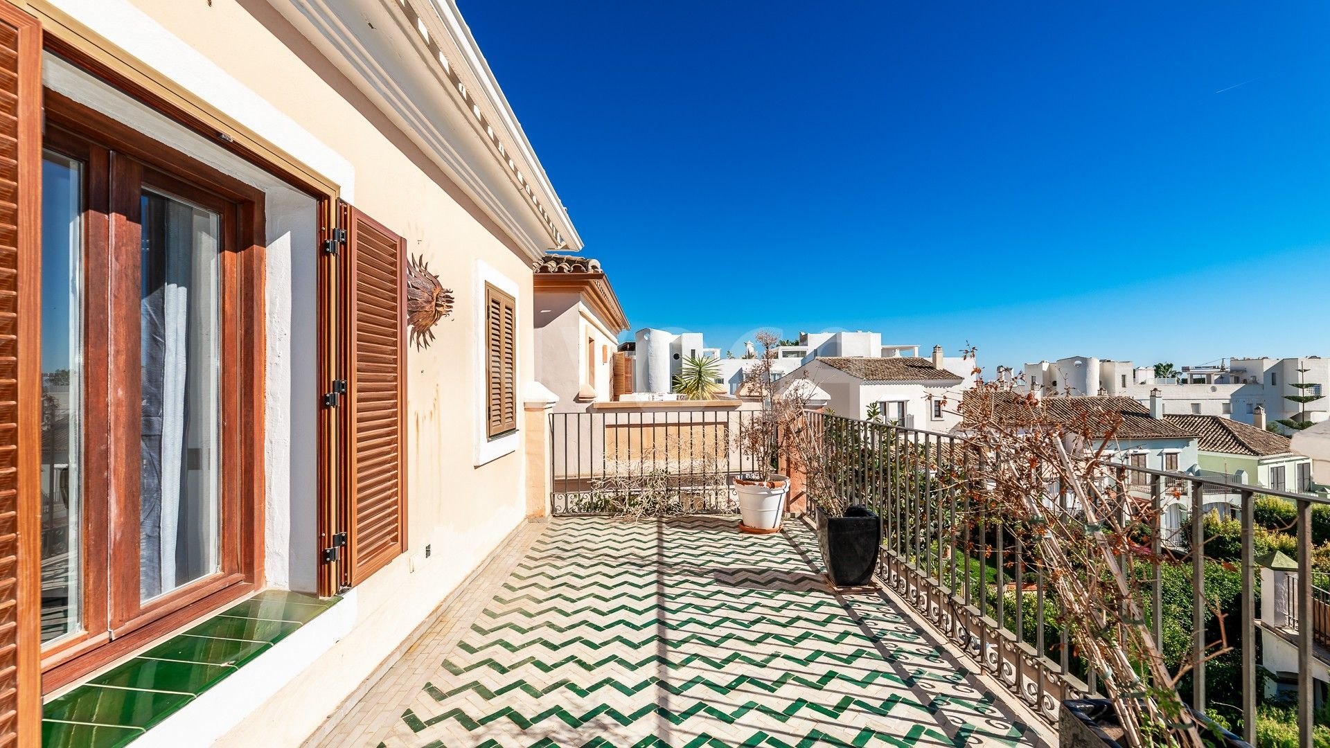 Precioso adosado de 6 habitaciones en Marbelah Pueblo, Marbella
