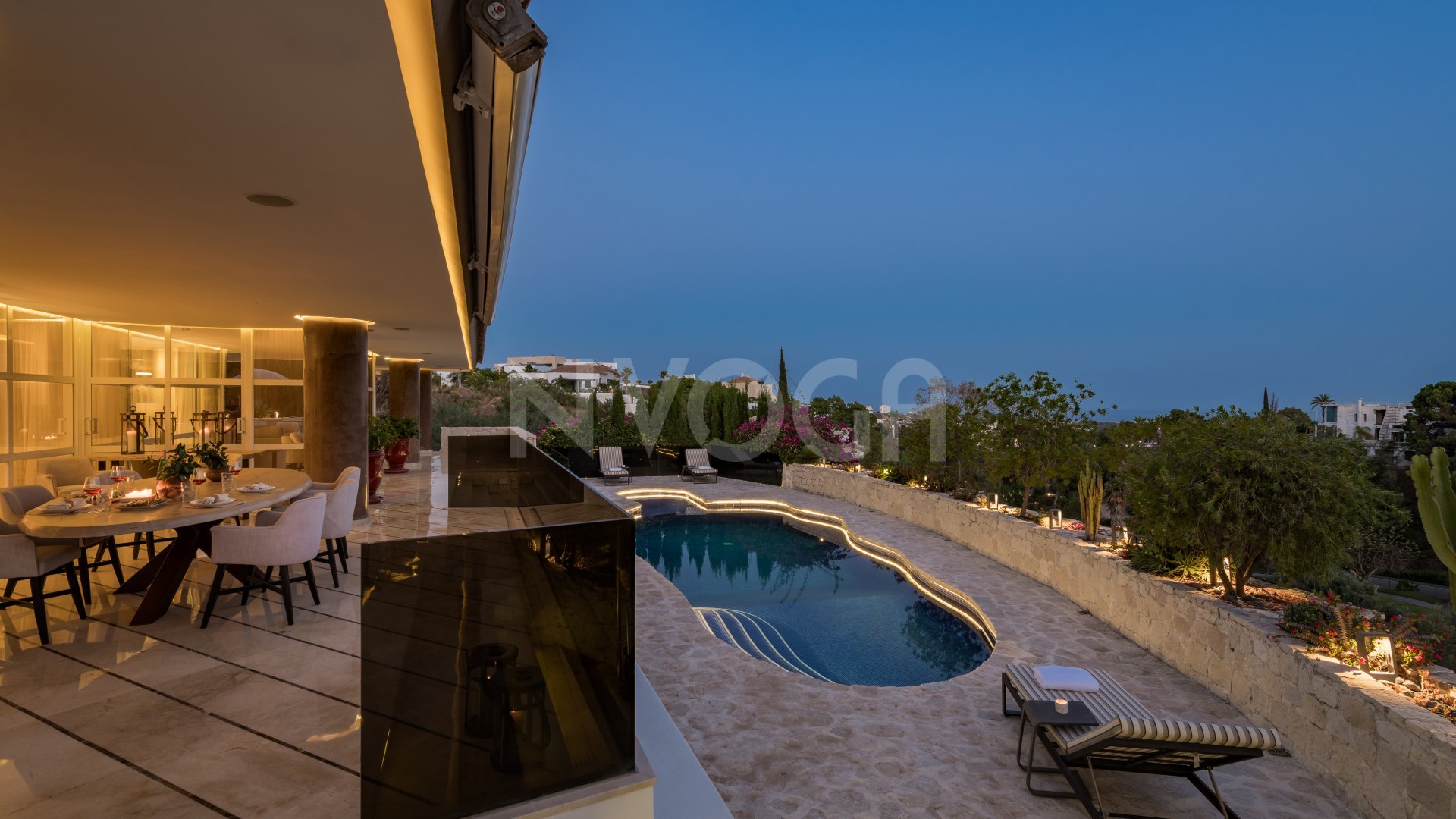 Modern villa with sea views in La Quinta, Benahavís