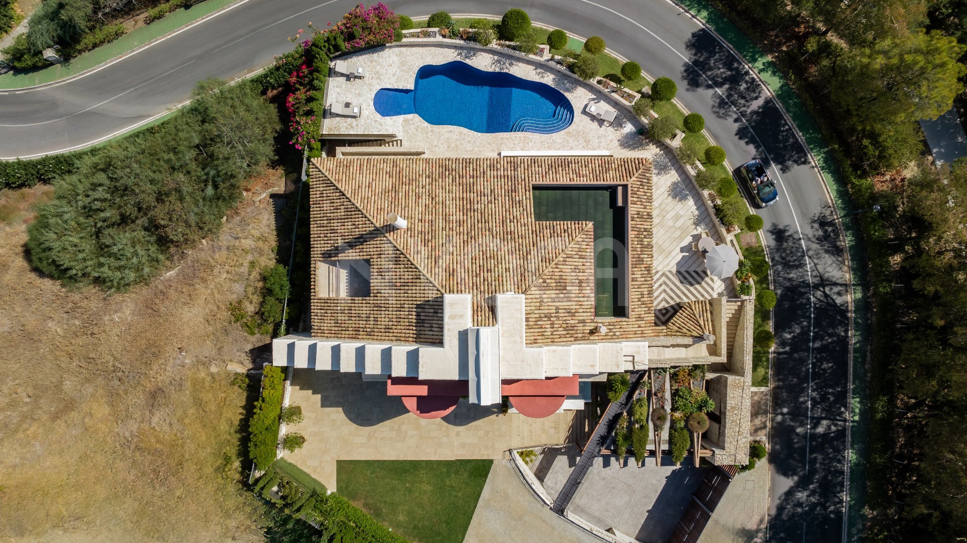 Modern villa with sea views in La Quinta, Benahavís