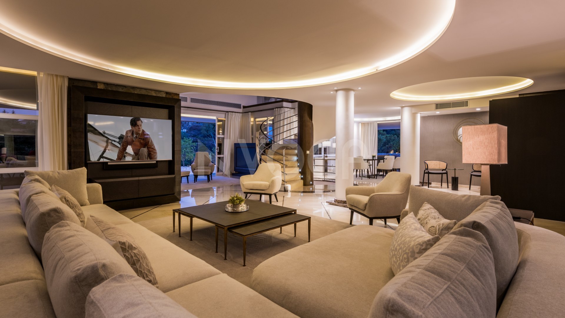 Modern villa with sea views in La Quinta, Benahavís