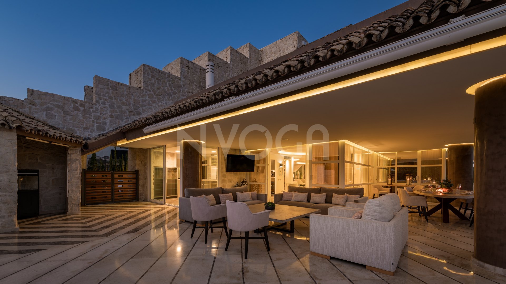 Modern villa with sea views in La Quinta, Benahavís