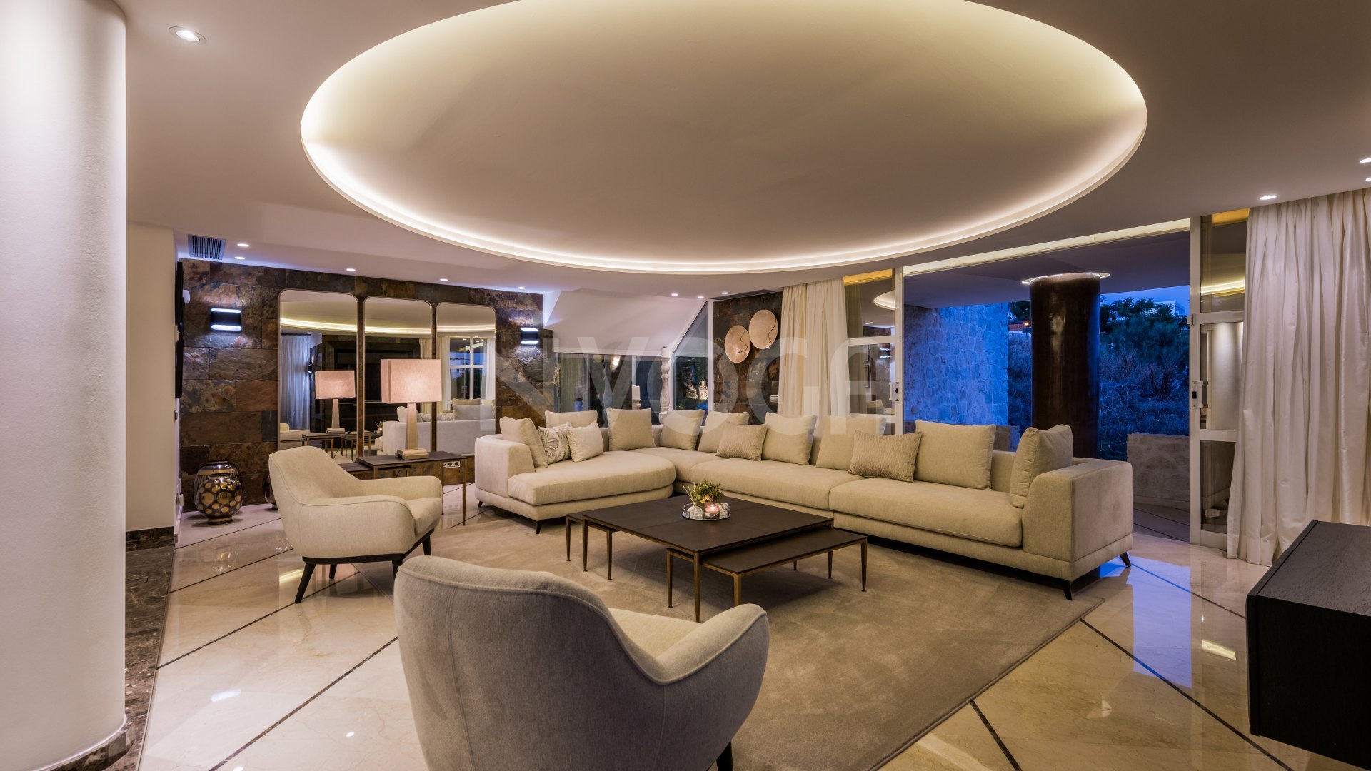 Modern villa with sea views in La Quinta, Benahavís