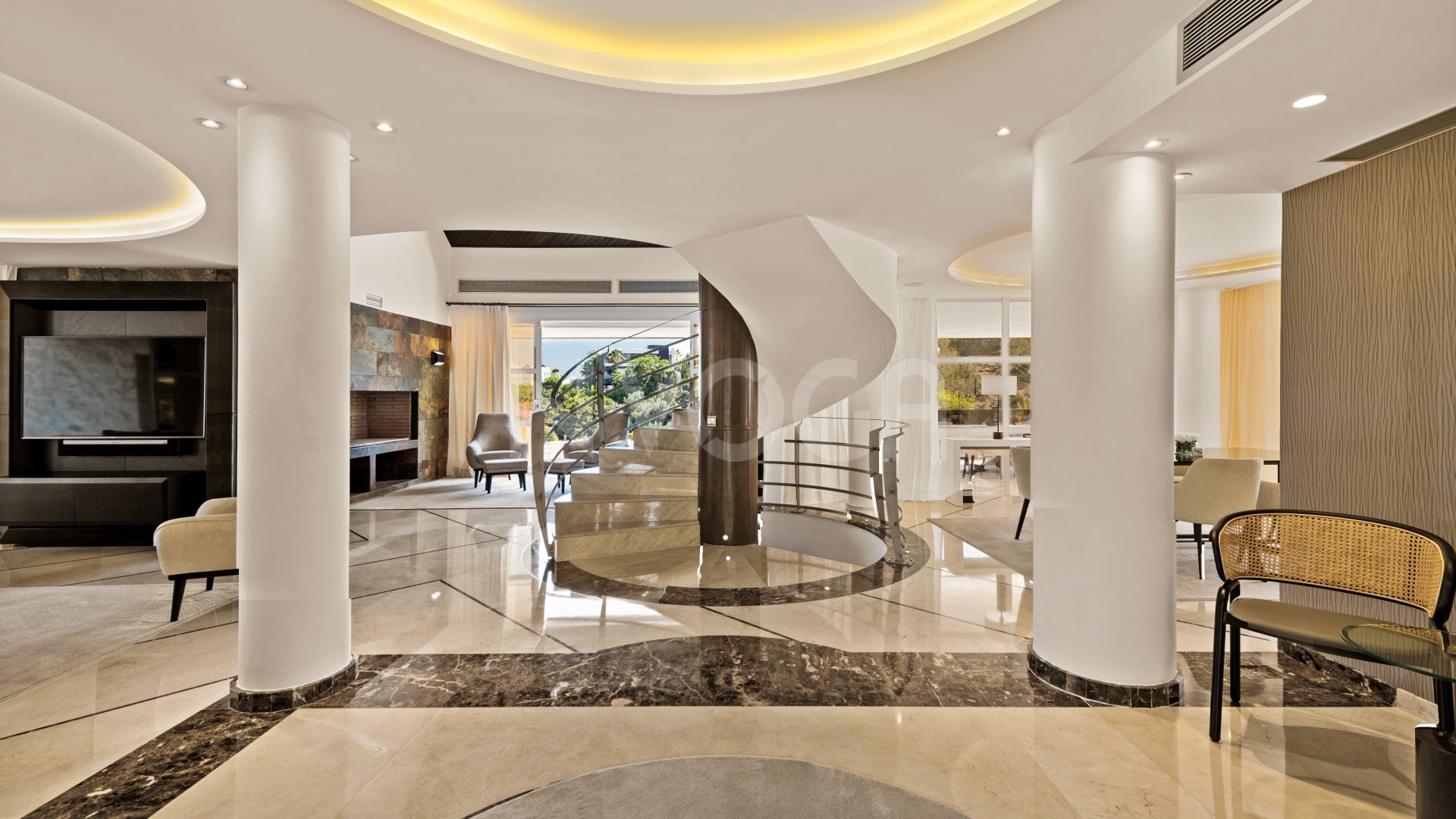Modern villa with sea views in La Quinta, Benahavís