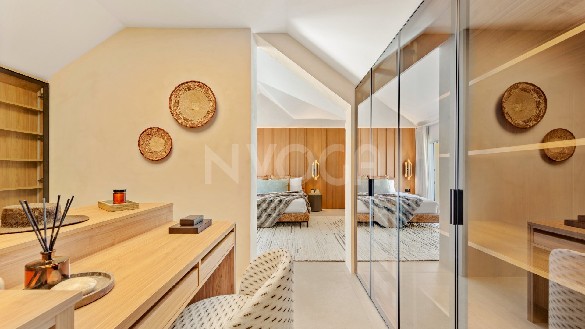 Stunning duplex penthouse, front line beach located in Rio Real