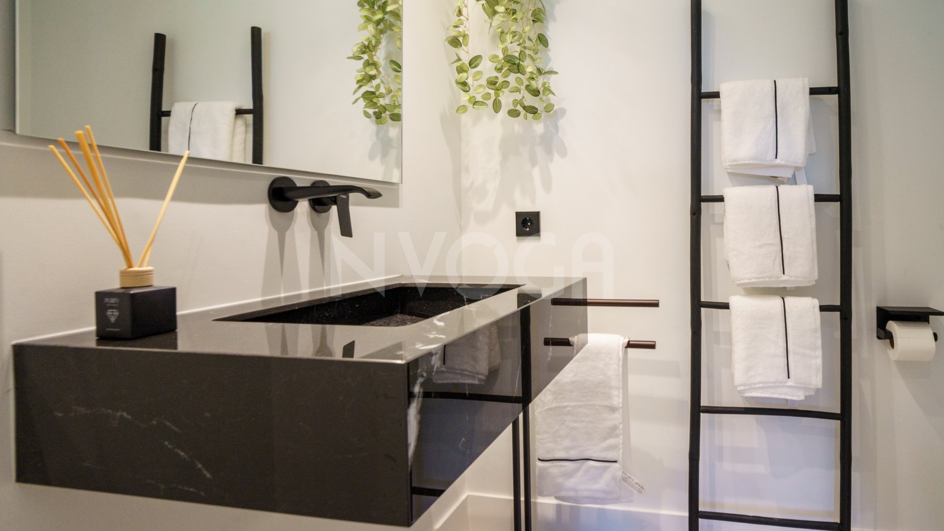 Preciosa villa contemporanea en el valle del golf de Marbella