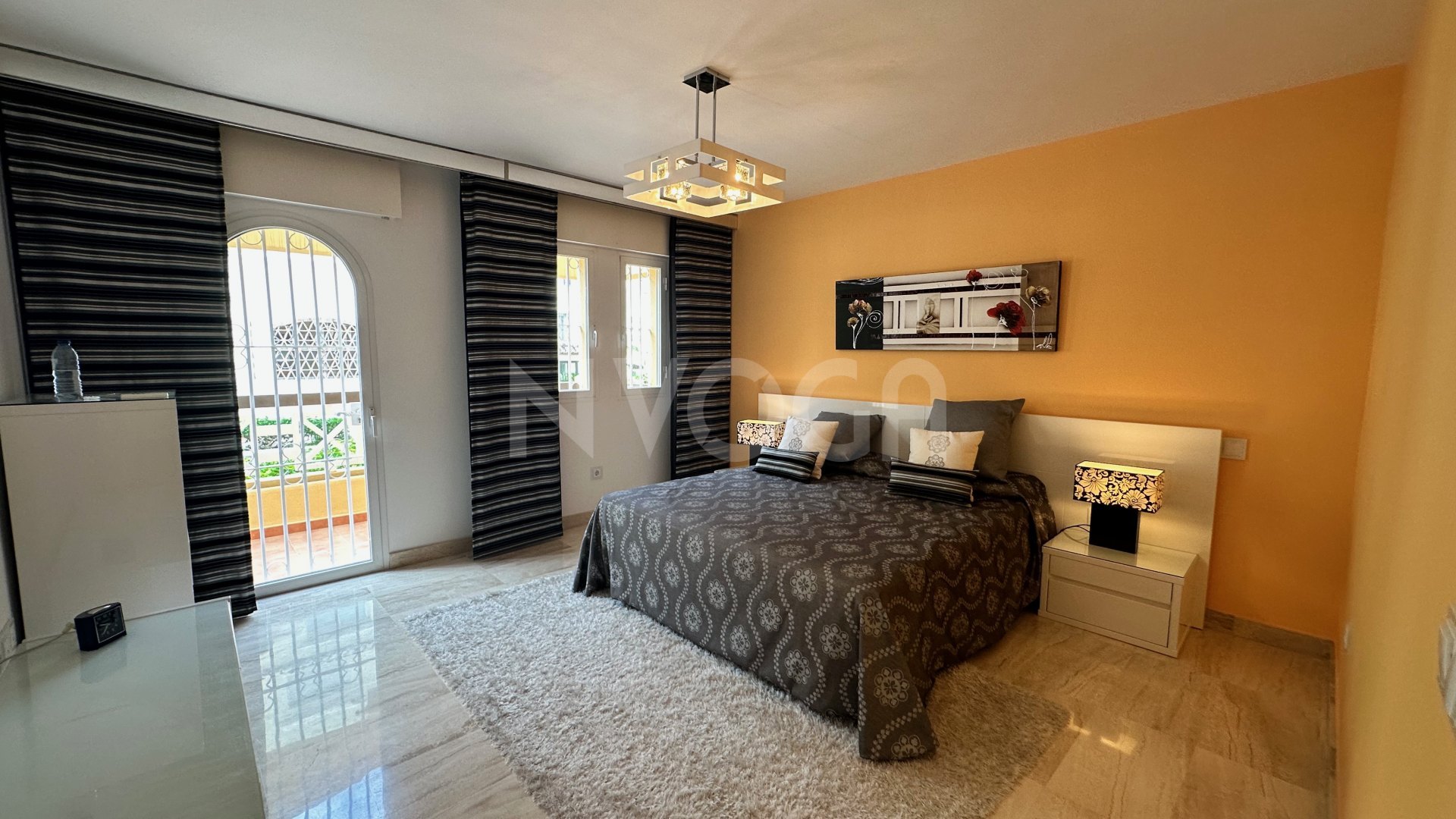 Modern flat only 2 minutes from the beach in Elviria