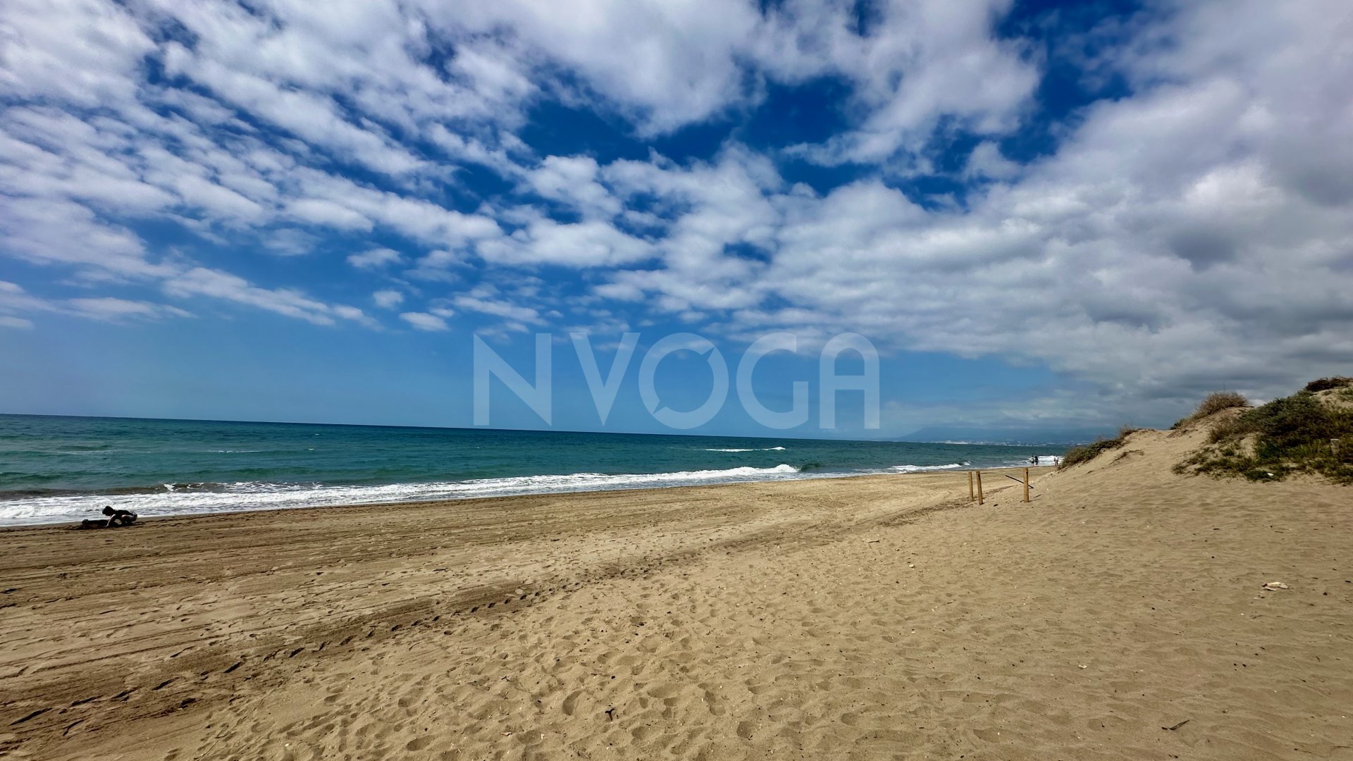 Modern flat only 2 minutes from the beach in Elviria