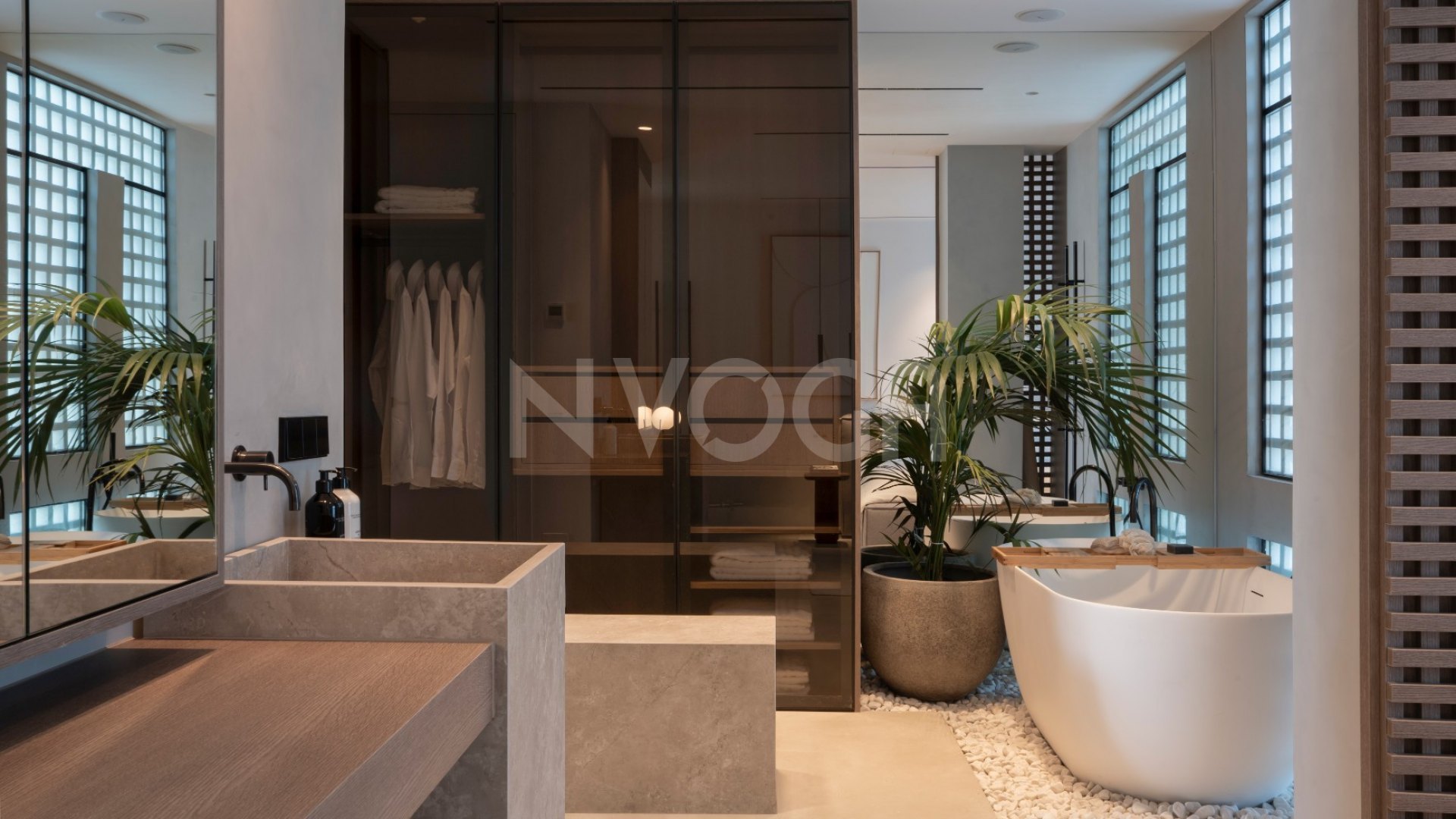Spectacular Newly Refurbished Frontline Beach Penthouse With Panoramic Sea Views In Estepona.