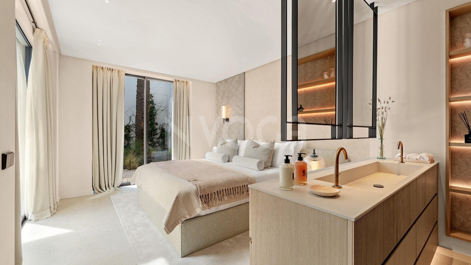 Luxurious Frontline Golf Villa Located in Nueva Andalucia, Spain
