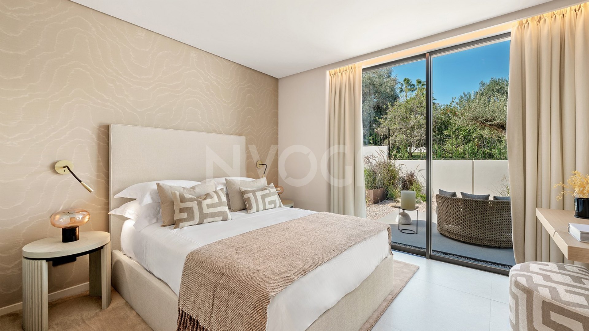 Luxurious Frontline Golf Villa Located in Nueva Andalucia, Spain