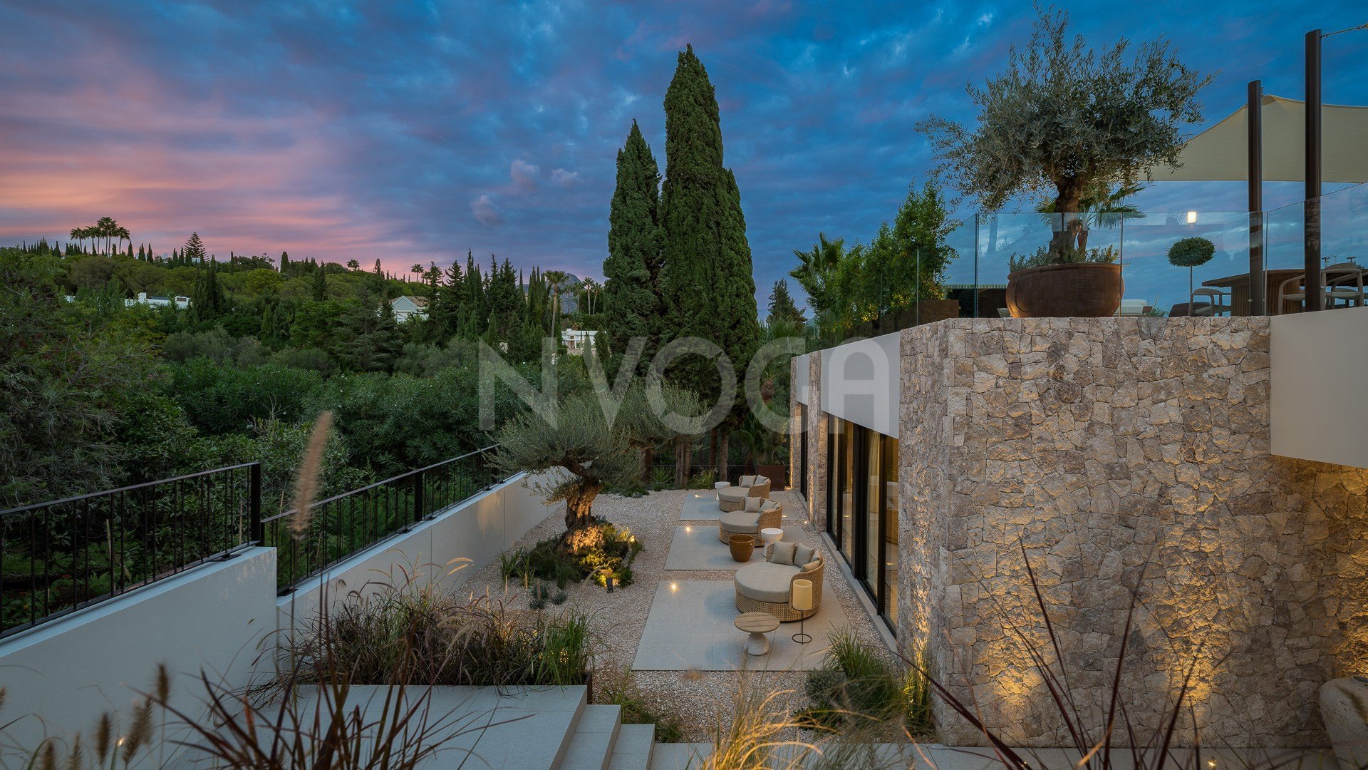 Luxurious Frontline Golf Villa Located in Nueva Andalucia, Spain