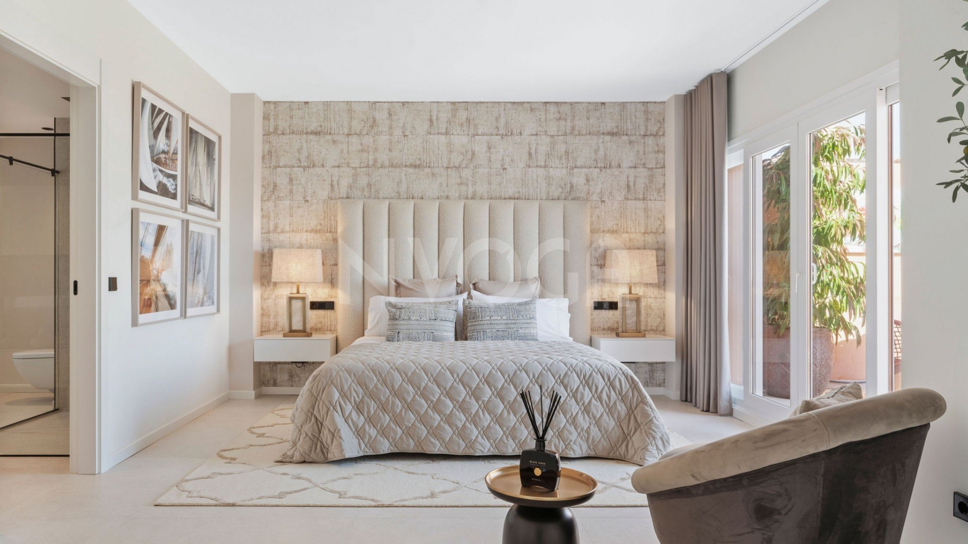 Recently Refurbished Andalusian Style Penthouse with Sea Views in Nueva Andalucía