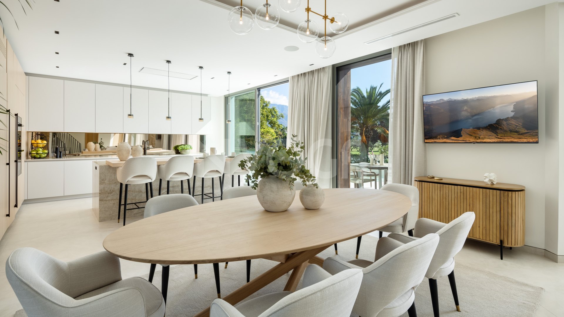 Villa Imagine: Your Luxurious Golf Front Retreat in Las Brisas, Nueva Andalucía