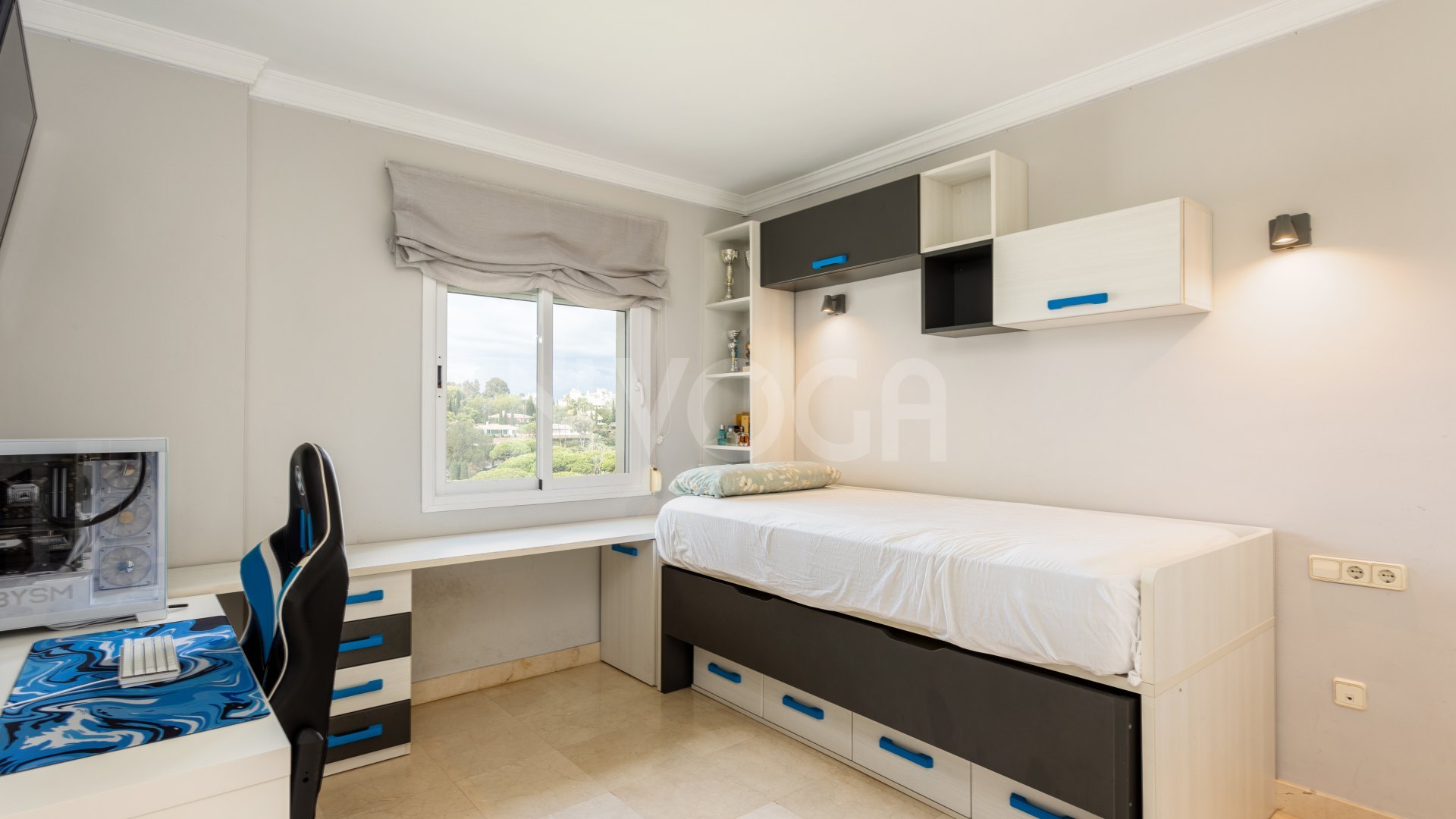 Apartamento en primera línea de golf con vistas panorámicas al mar y montaña (orientación sureste)