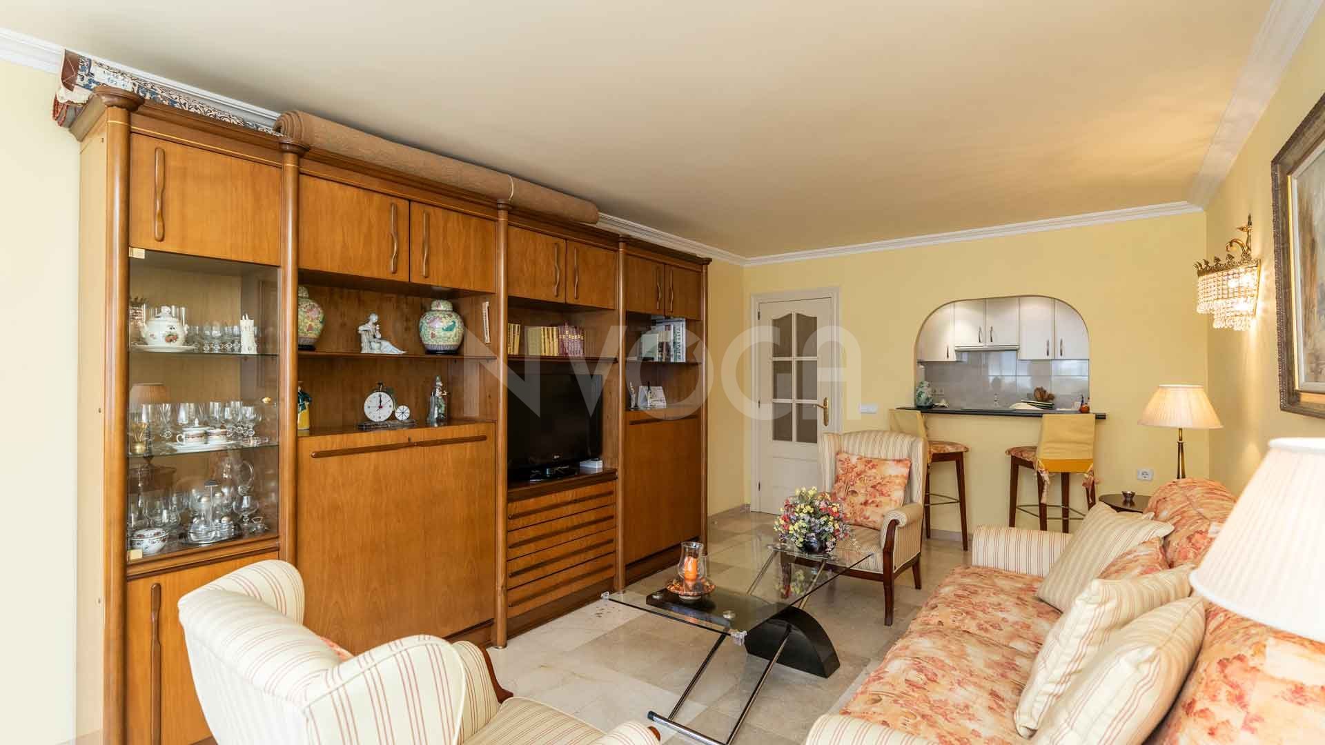 Exclusive Frontline Beach Apartment in Marbella – Overlooking the Marina