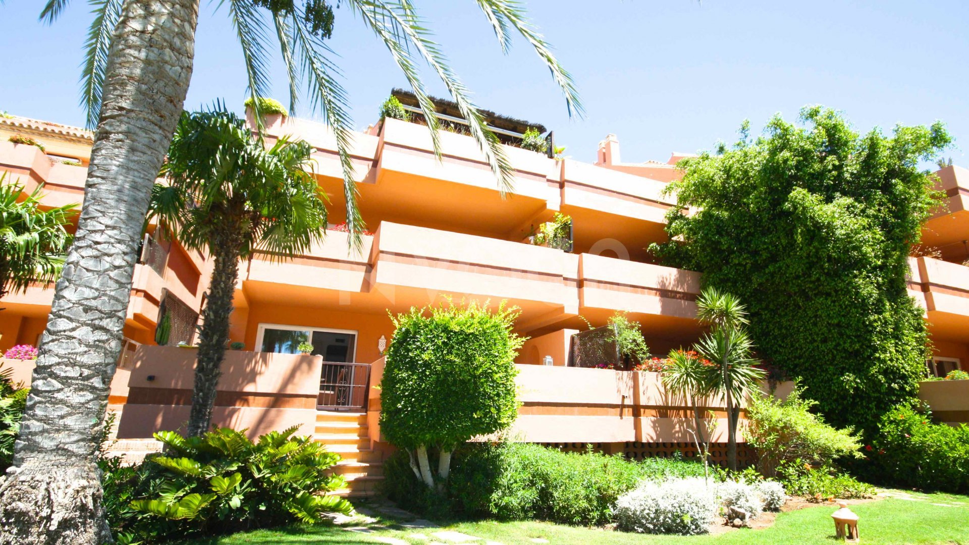 Precioso apartamento de 2 dormitorios en planta baja en el Embrujo Playa