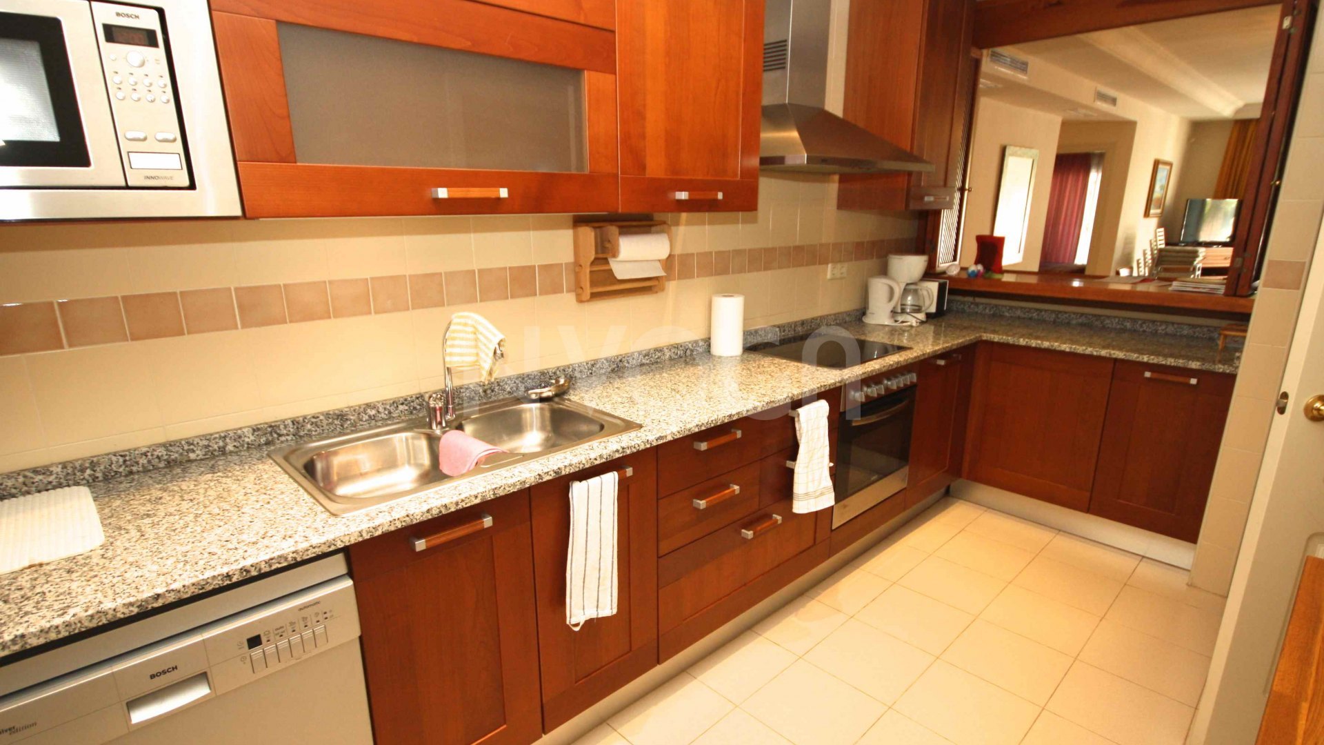 Apartamento de 2 dormitorios en alquiler en Jardines del Aldaba, Puerto Banús