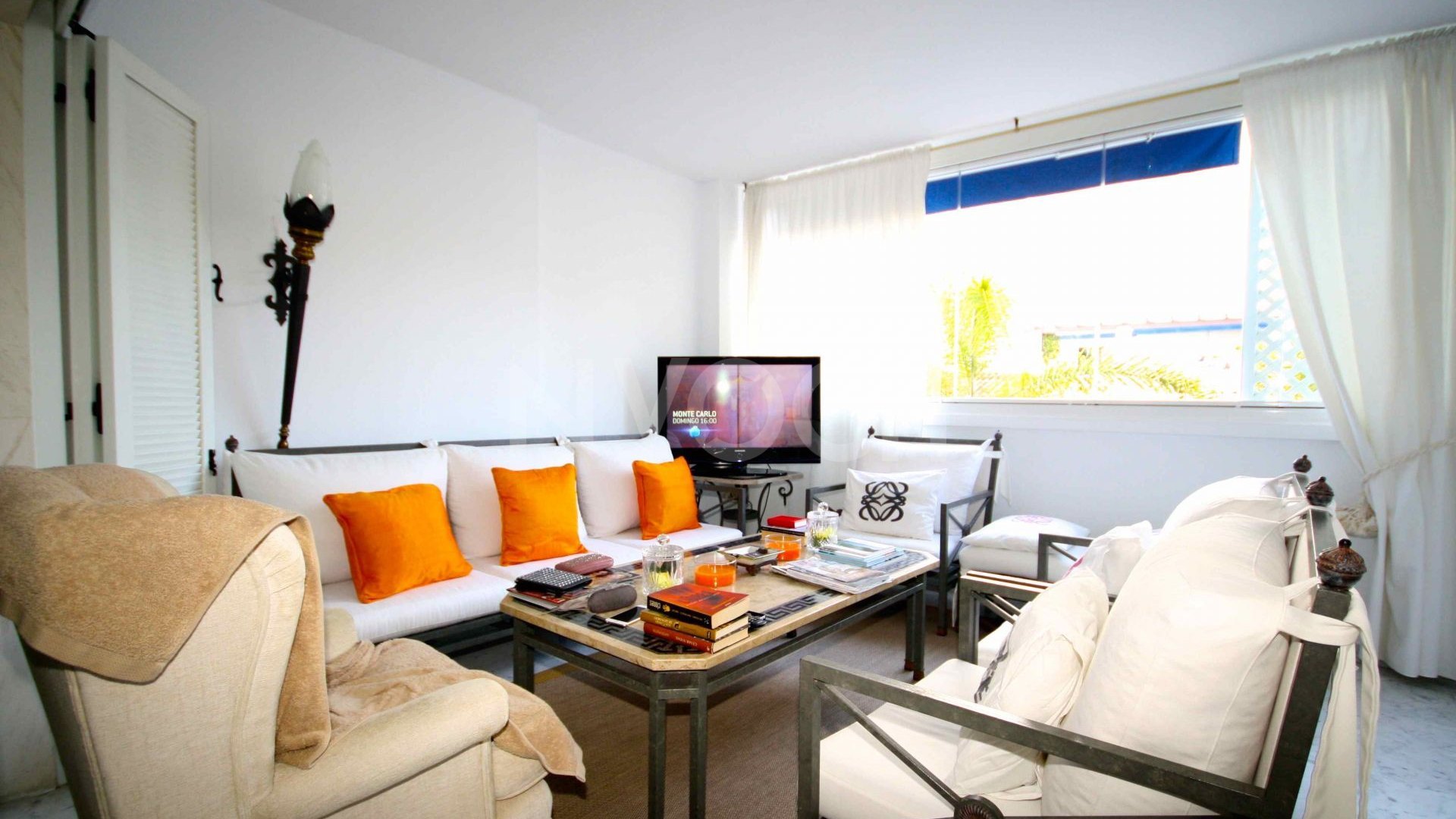 Excelente y espacioso apartamento de 3 dormitorios en Playas del Duque