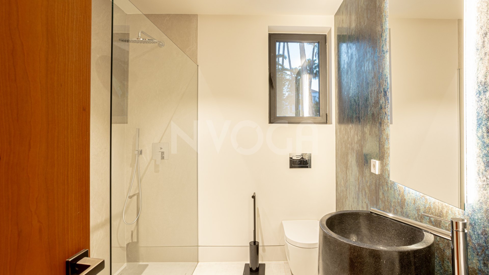 Brand new stunning contemporary villa in El Paraiso, New Golden Mile.