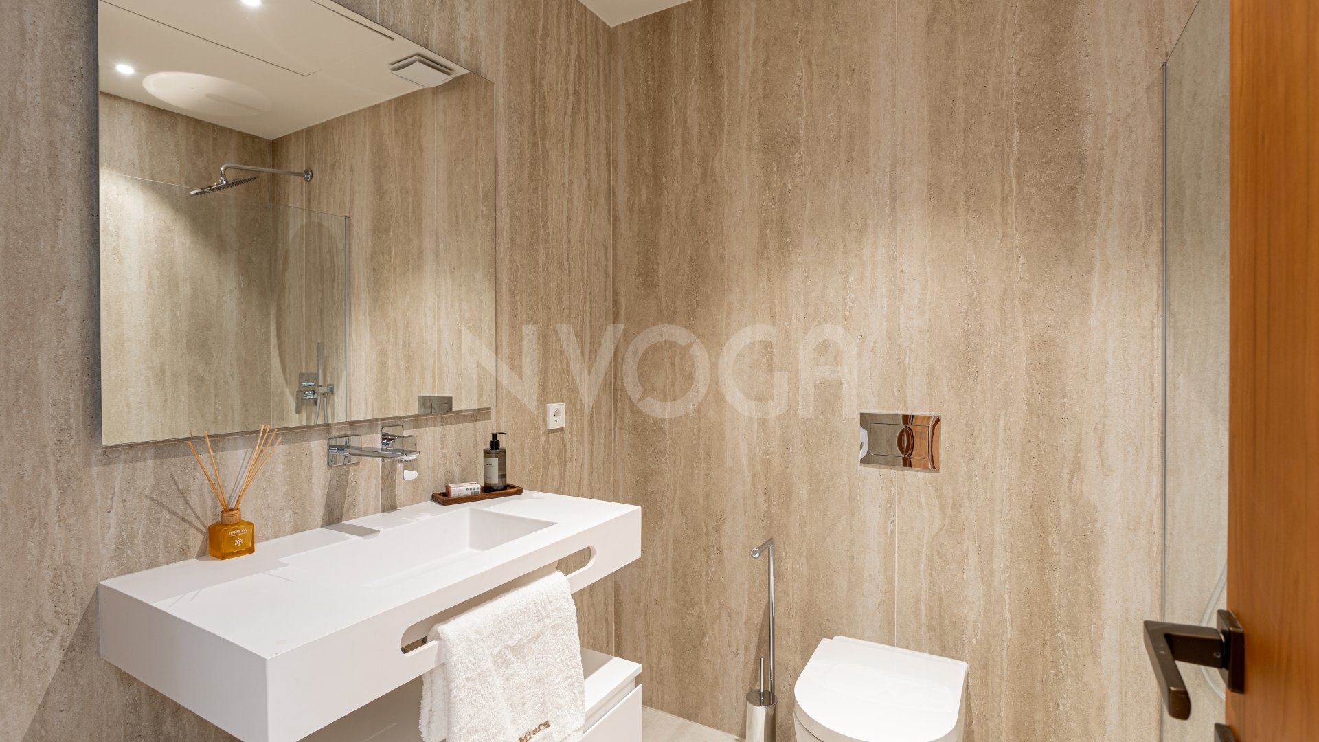 Brand new stunning contemporary villa in El Paraiso, New Golden Mile.