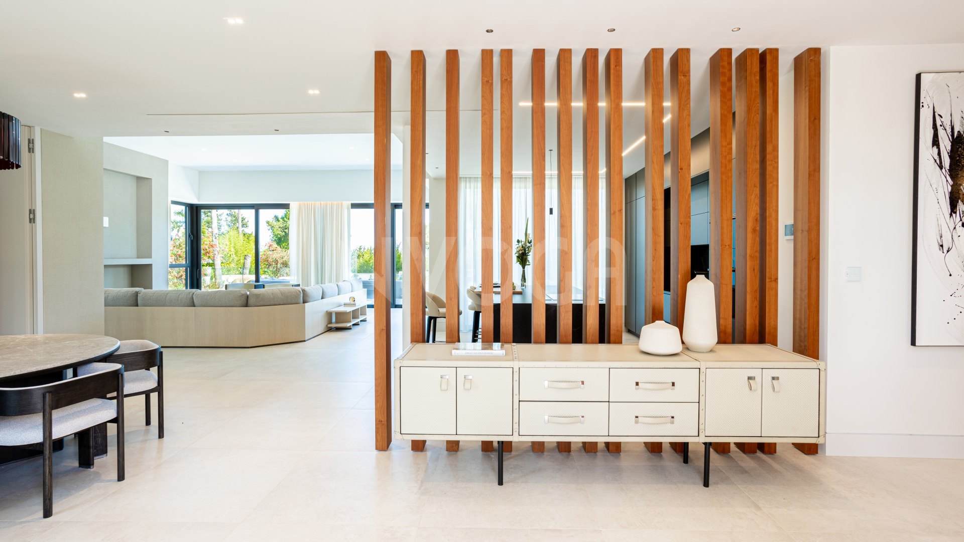 Brand new stunning contemporary villa in El Paraiso, New Golden Mile.