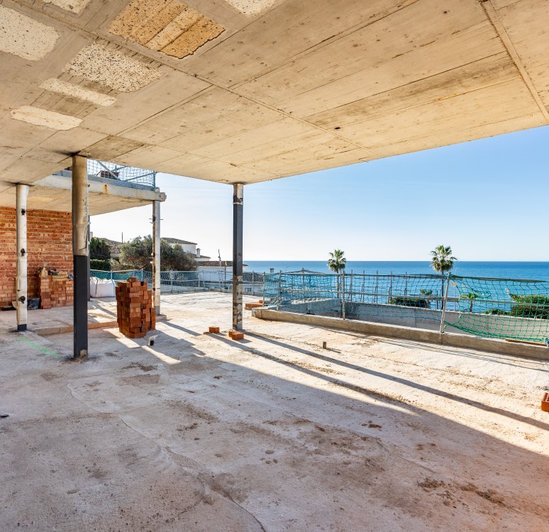 Exclusive villas with stunning panoramic views of the Mediterranean.
