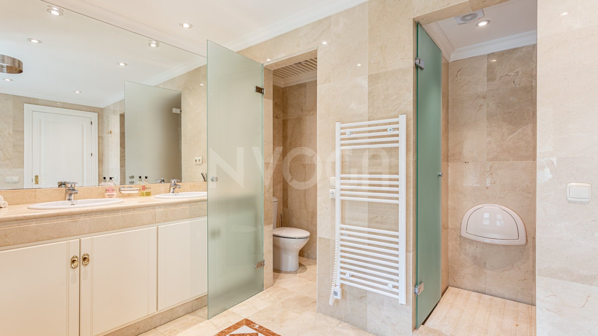 Stunning classic style villa nestled in the heart of the prestigious Golf Valley in Nueva Andalucia