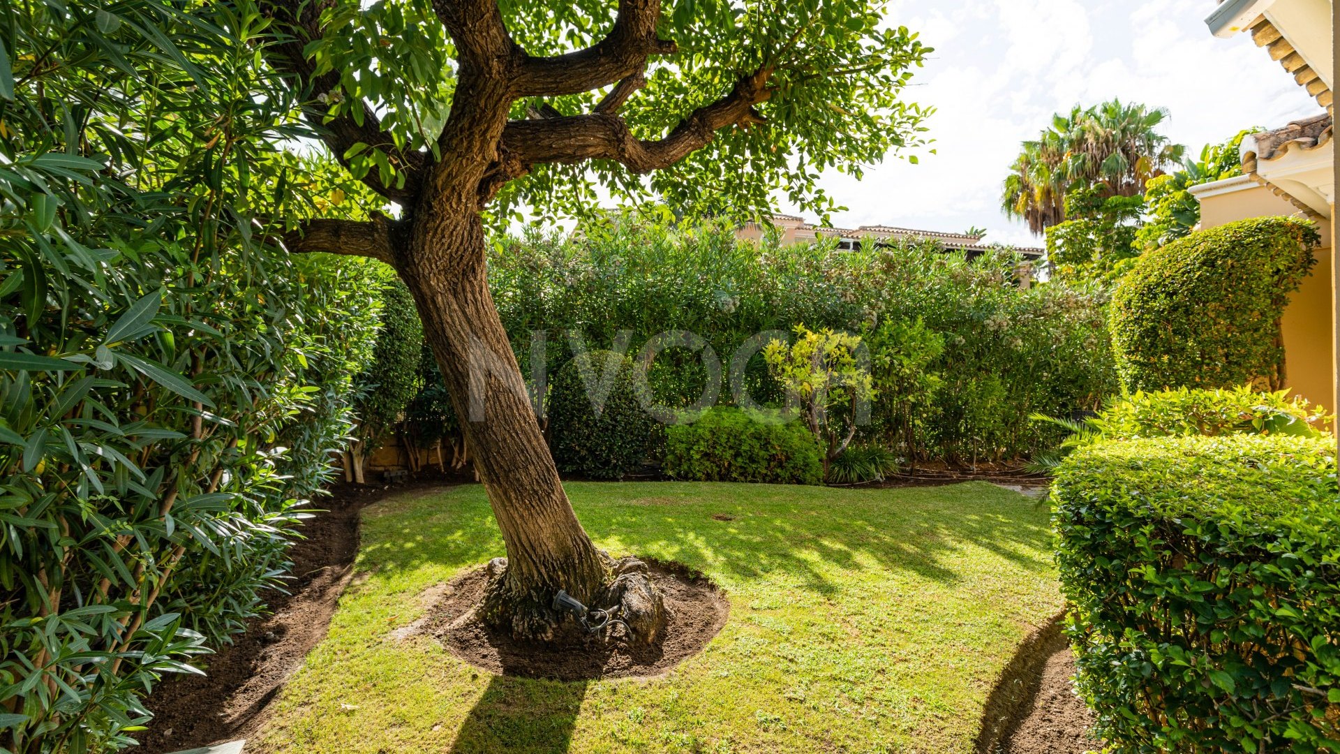 Stunning classic style villa nestled in the heart of the prestigious Golf Valley in Nueva Andalucia