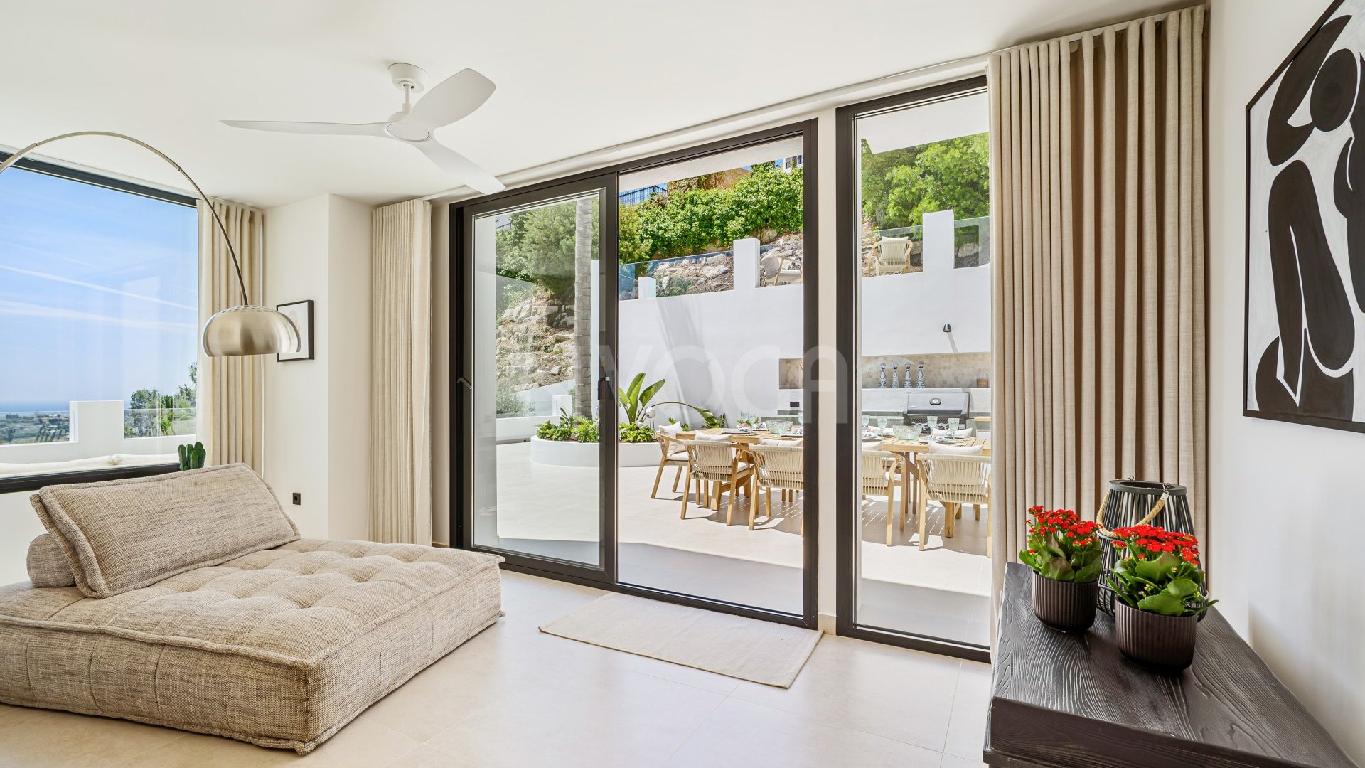 Elegant Sea-View Mediterranean Villa in Nueva Andalucía